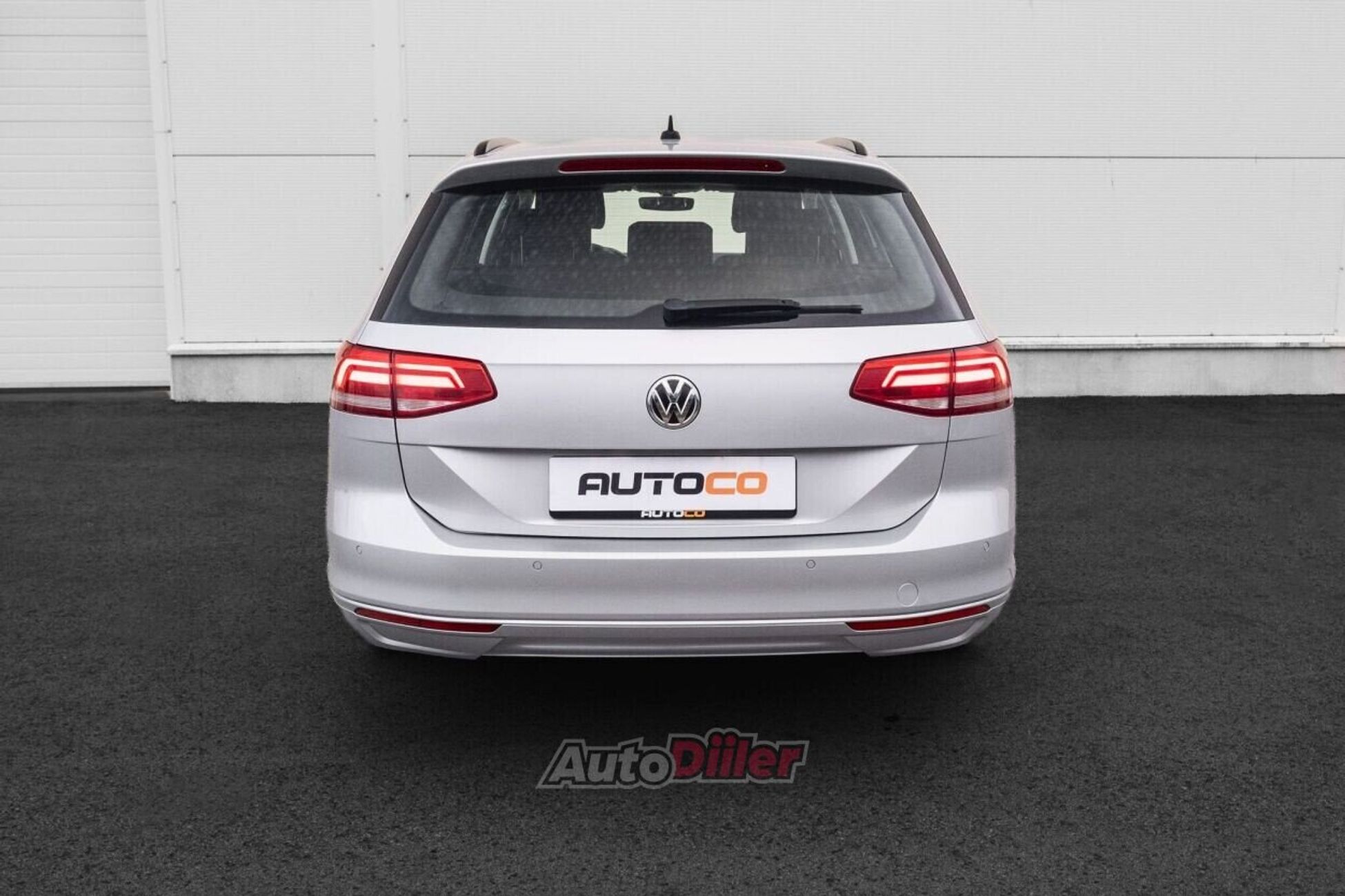 Volkswagen Passat 2015, kuva 7/10