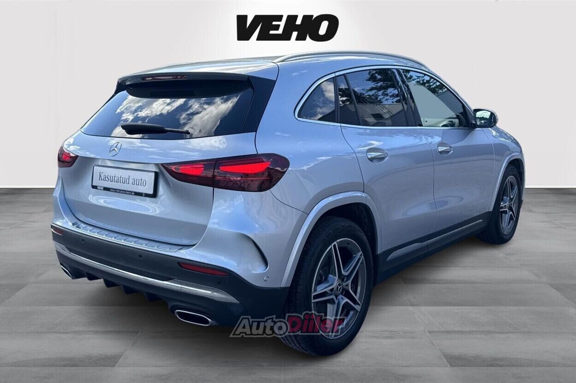 Mercedes-Benz GLA 180 2024, photo 3/10