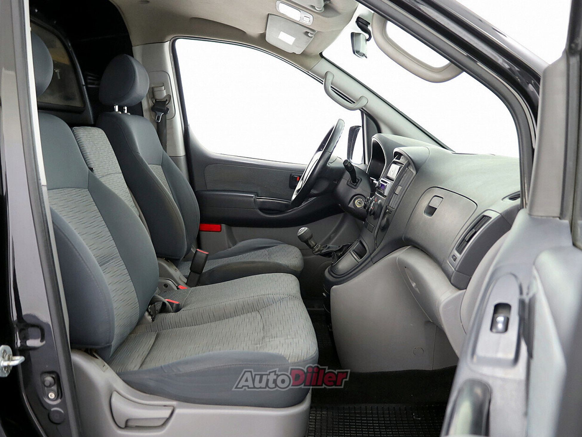 Hyundai H-1 2.5 125kW 2010, kuva 6/8