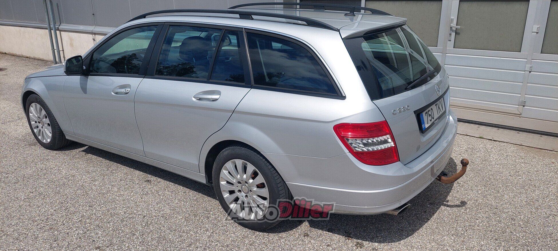 Mercedes-Benz C 220 2.1 125kW 2008, kuva 2/9