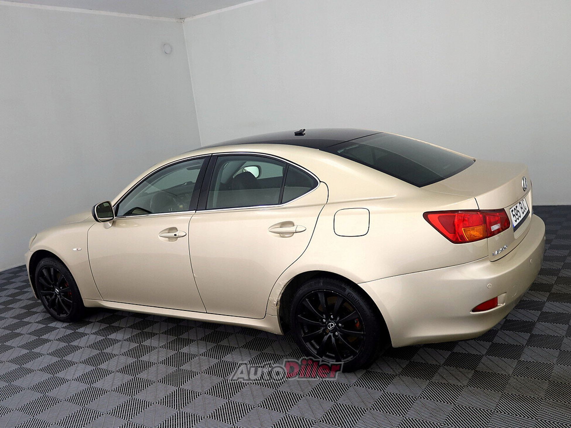 Lexus IS 220 2.2 130kW 2008, photo 4/7