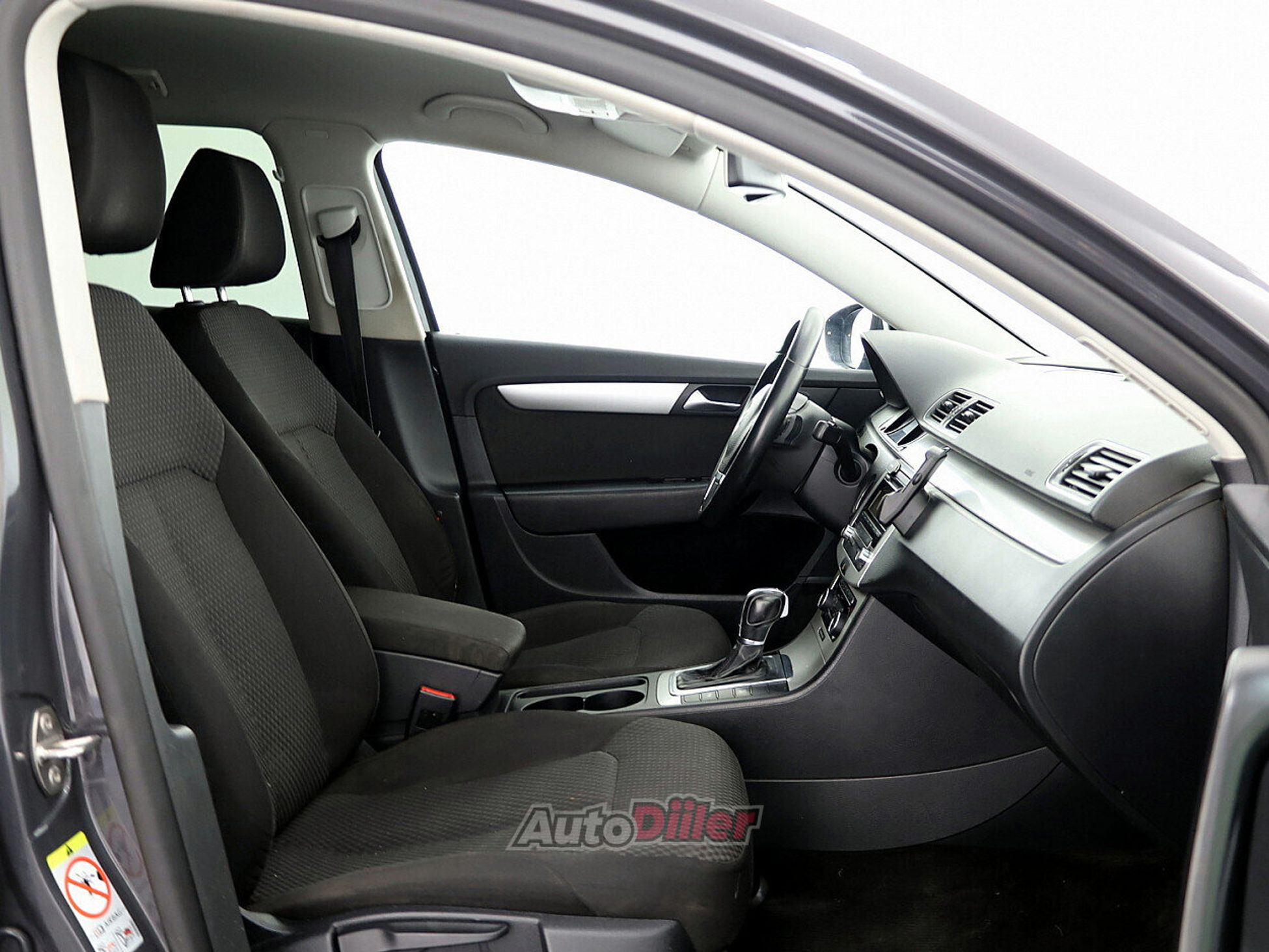 Volkswagen Passat 2.0 103kW 2011, photo 6/7