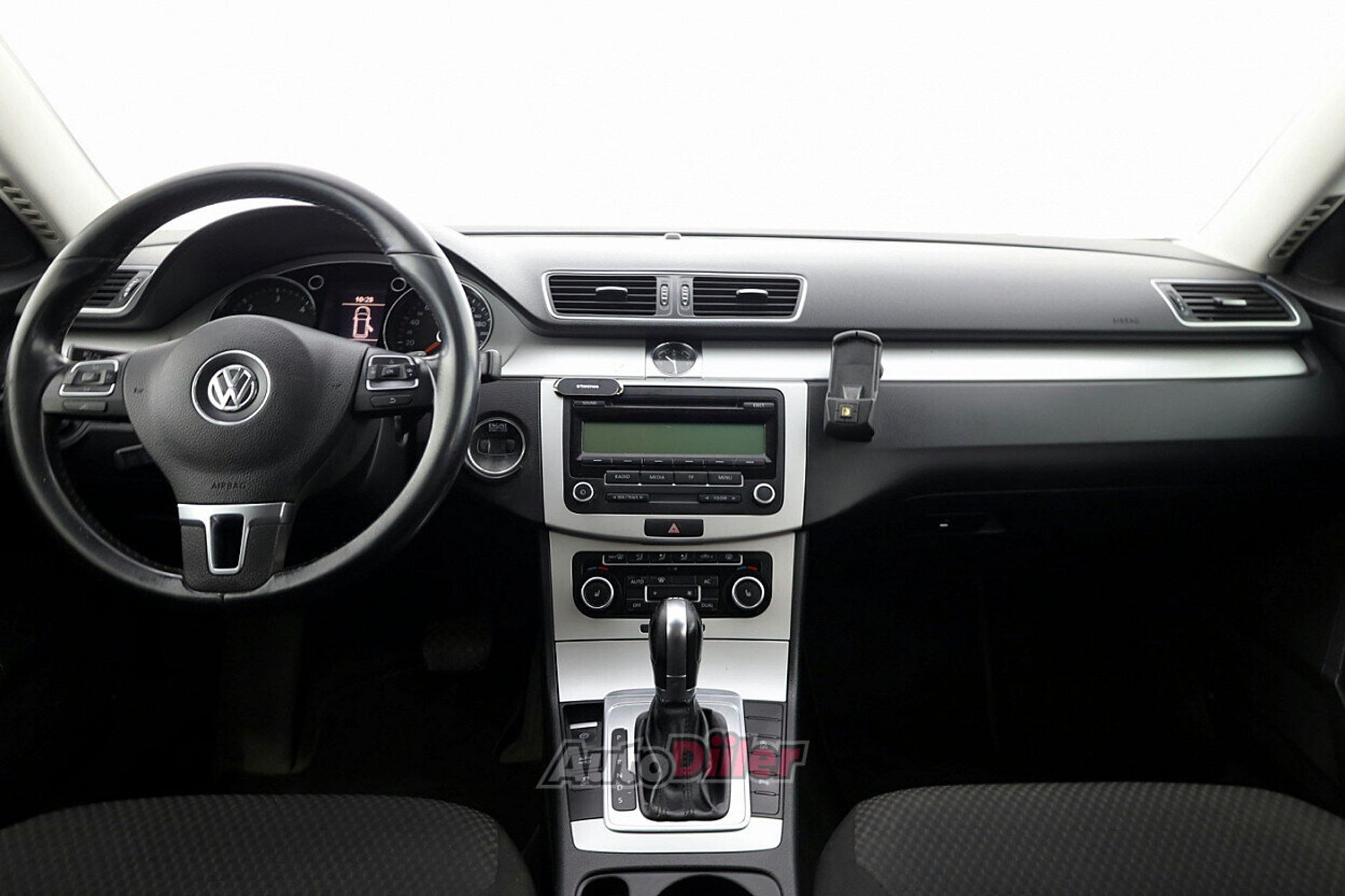 Volkswagen Passat 2.0 103kW 2011, photo 5/7