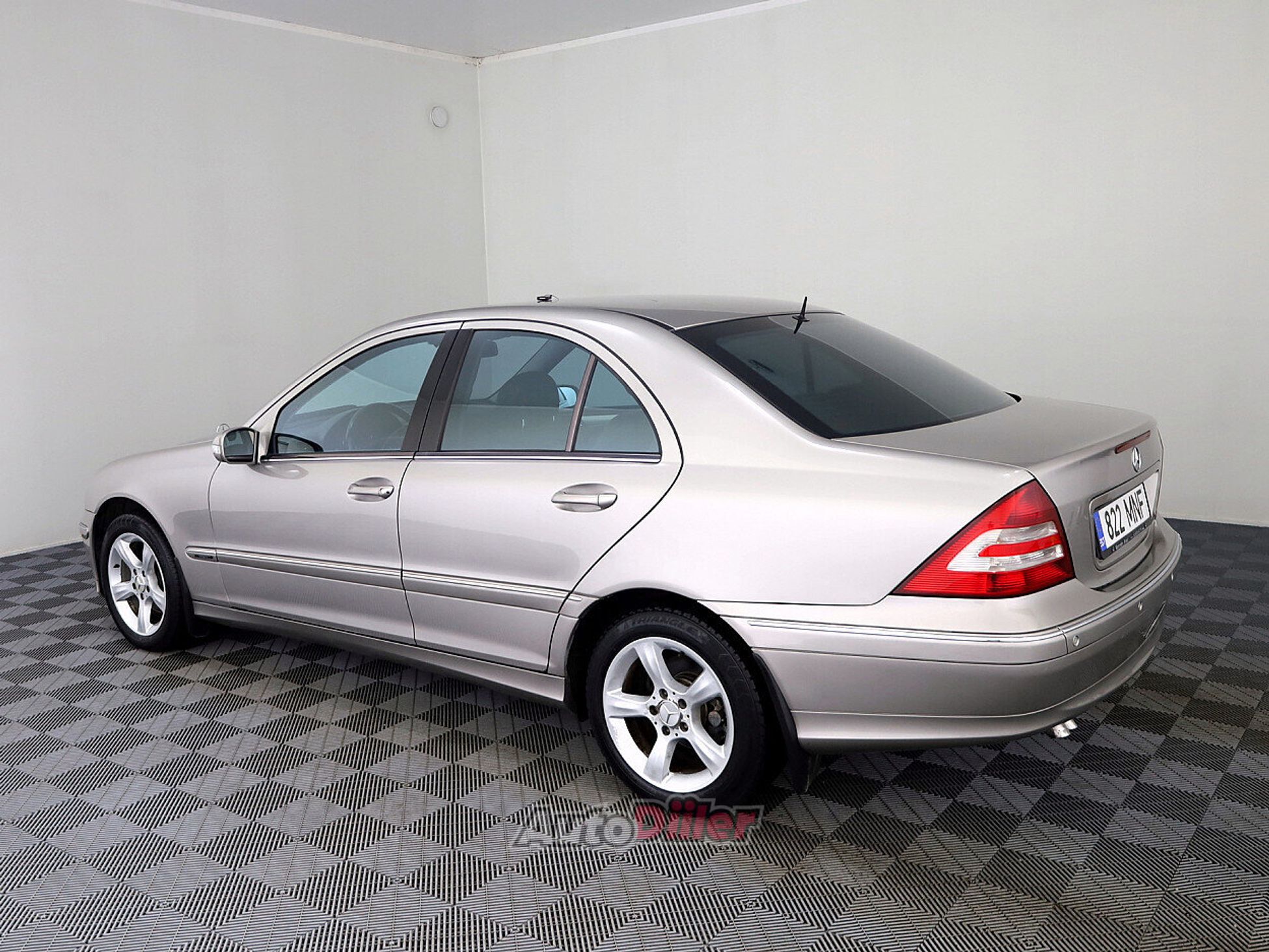 Mercedes-Benz C 200 1.8 120kW 2004, photo 4/7