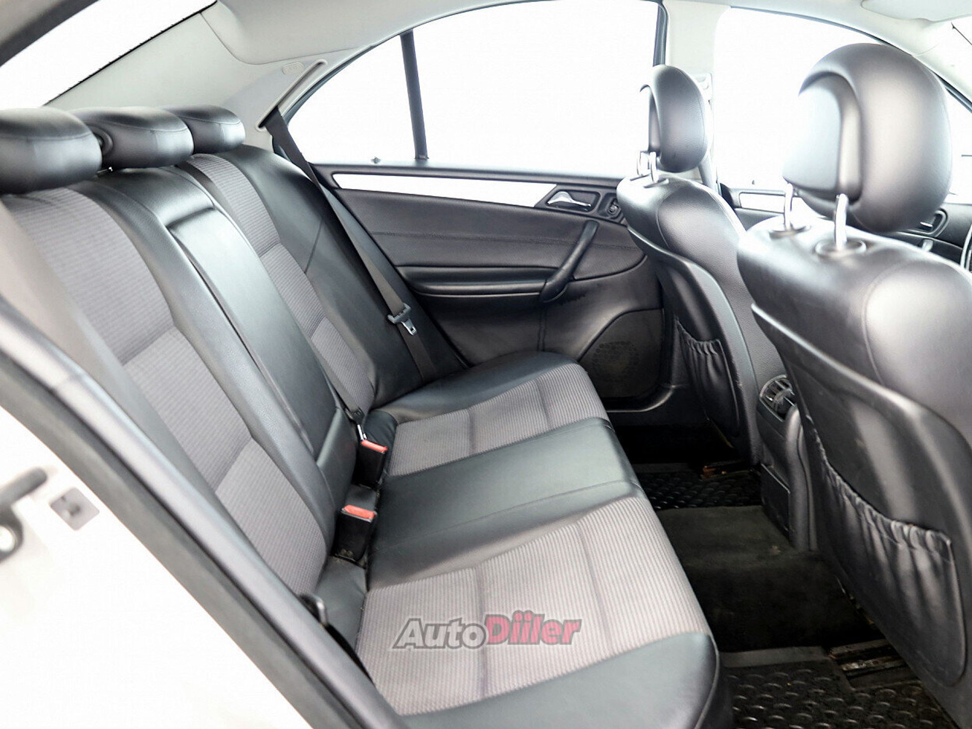 Mercedes-Benz C 200 1.8 120kW 2004, photo 7/7