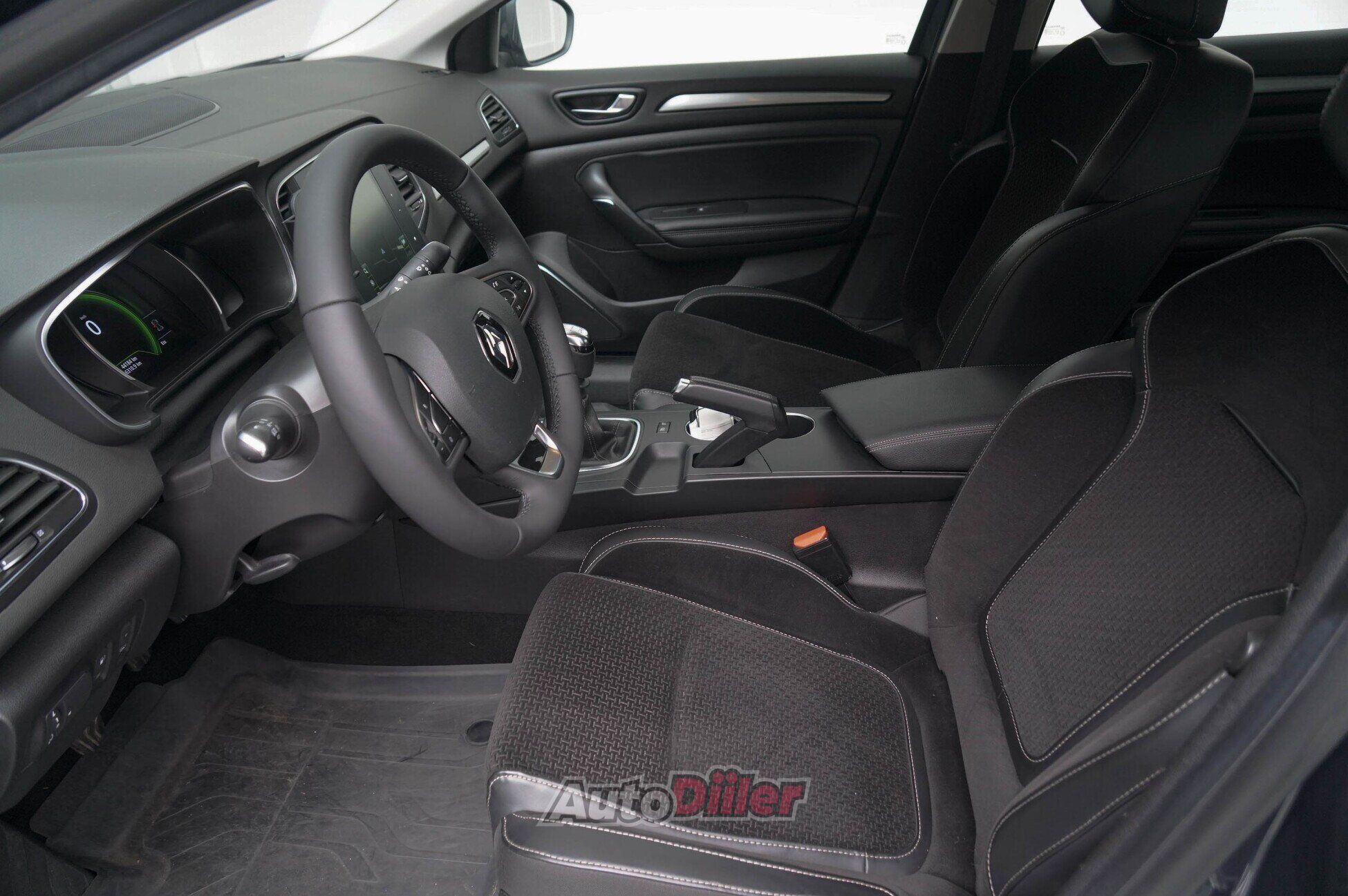 Renault Megane 2019, kuva 7/10