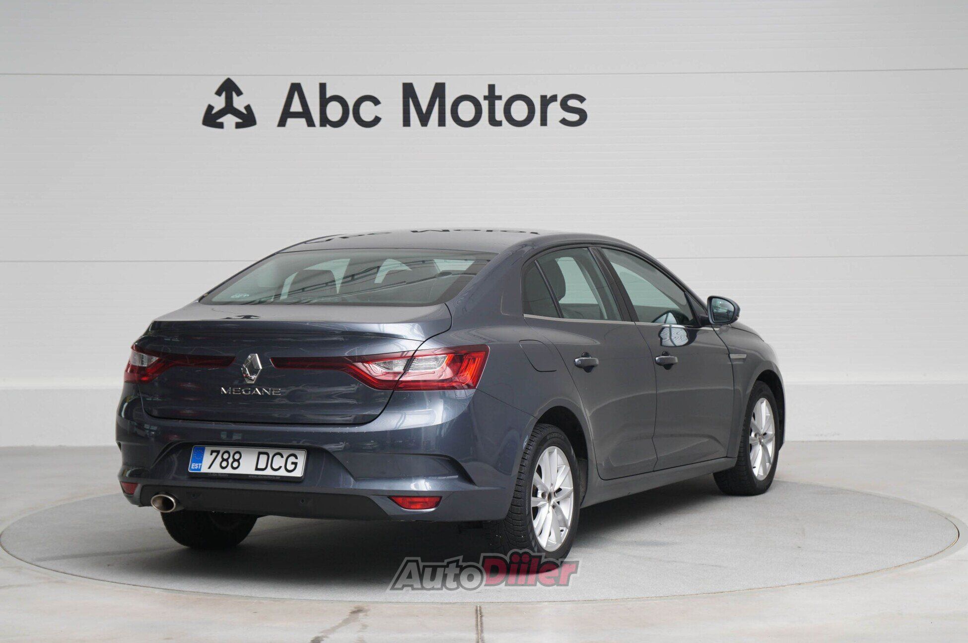 Renault Megane 2019, kuva 4/10