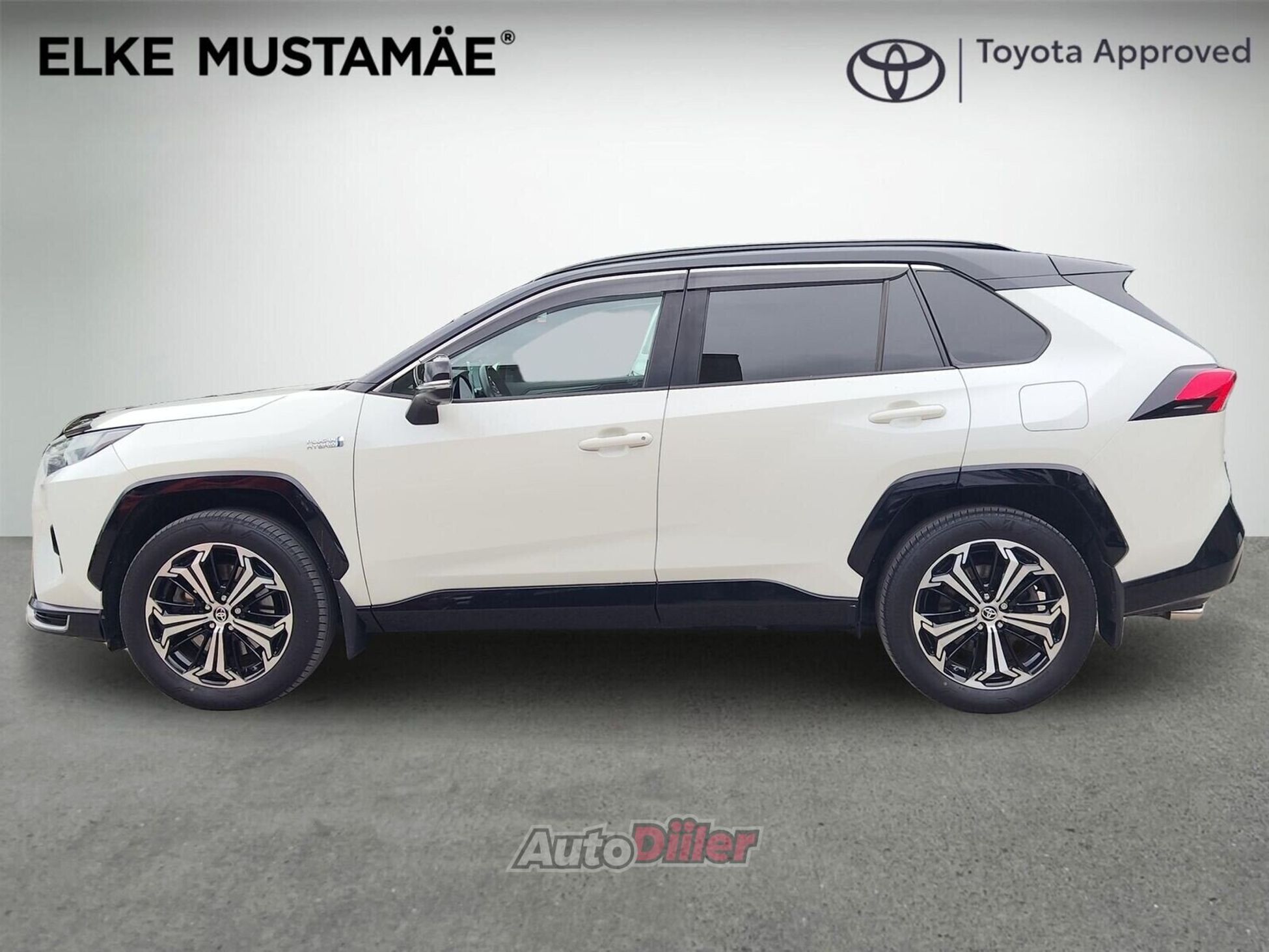 Toyota RAV4 Premium 2.5 136kW 2022, photo 3/10