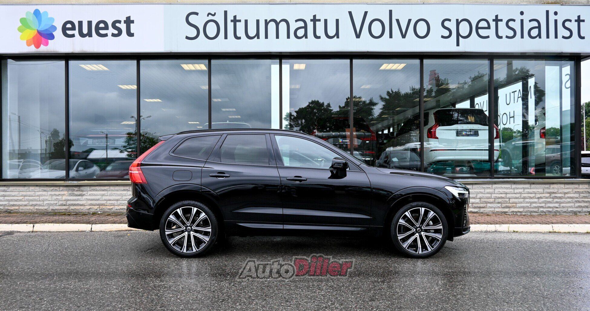 Volvo XC60 2022, photo 7/10