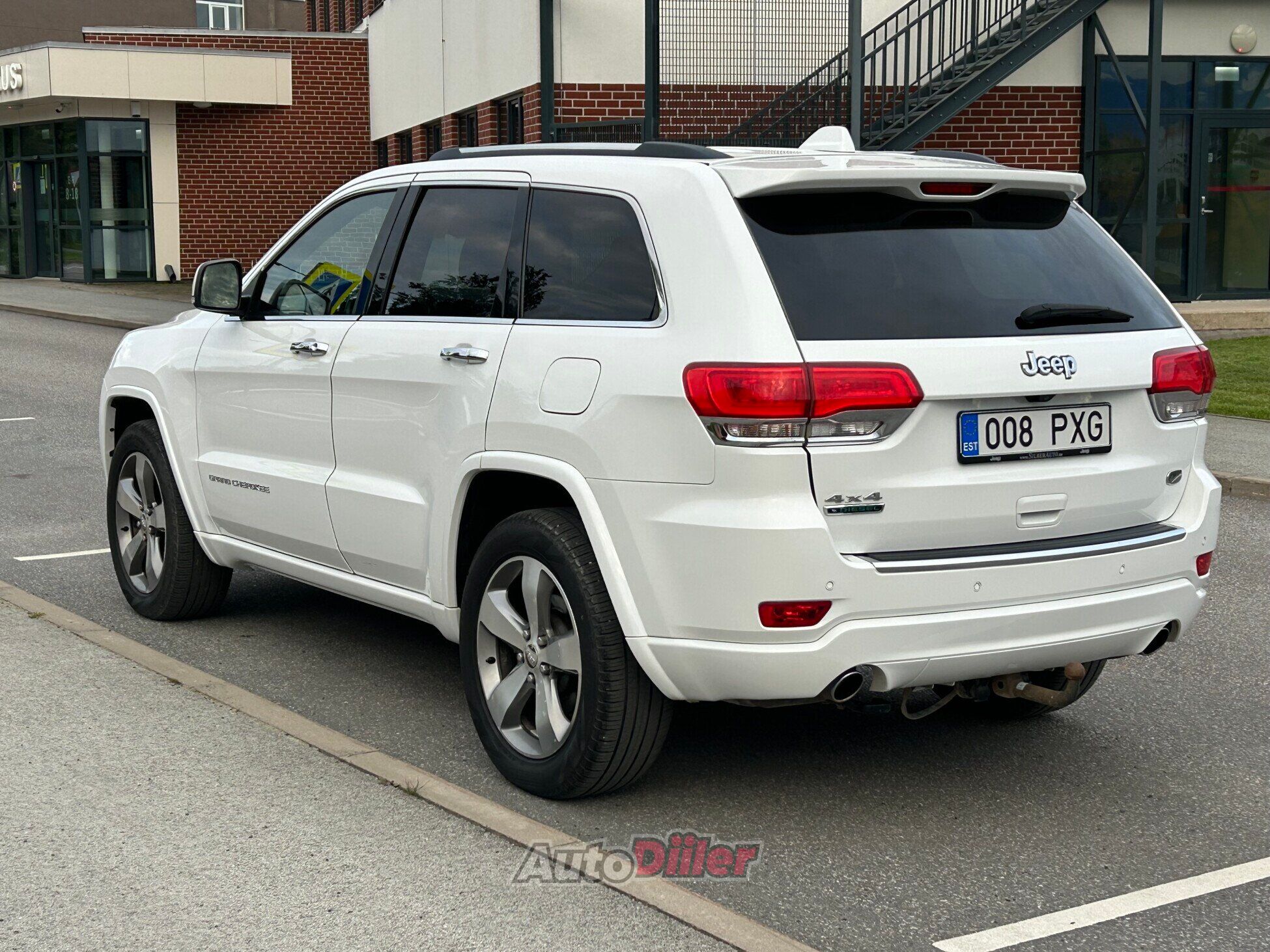 Jeep Grand Cherokee Overland 3.0 184kW 2014, kuva 6/9