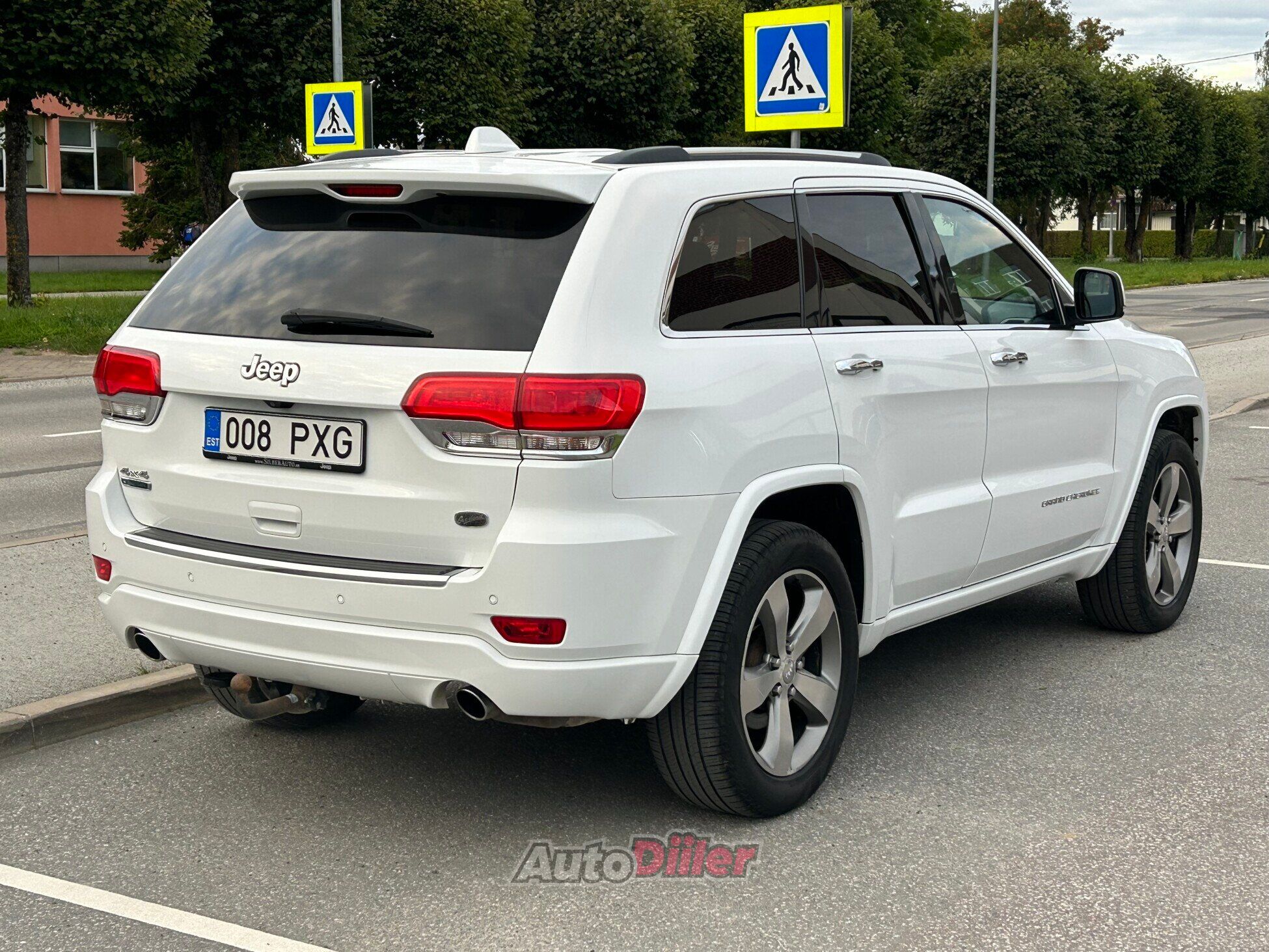 Jeep Grand Cherokee Overland 3.0 184kW 2014, kuva 5/9
