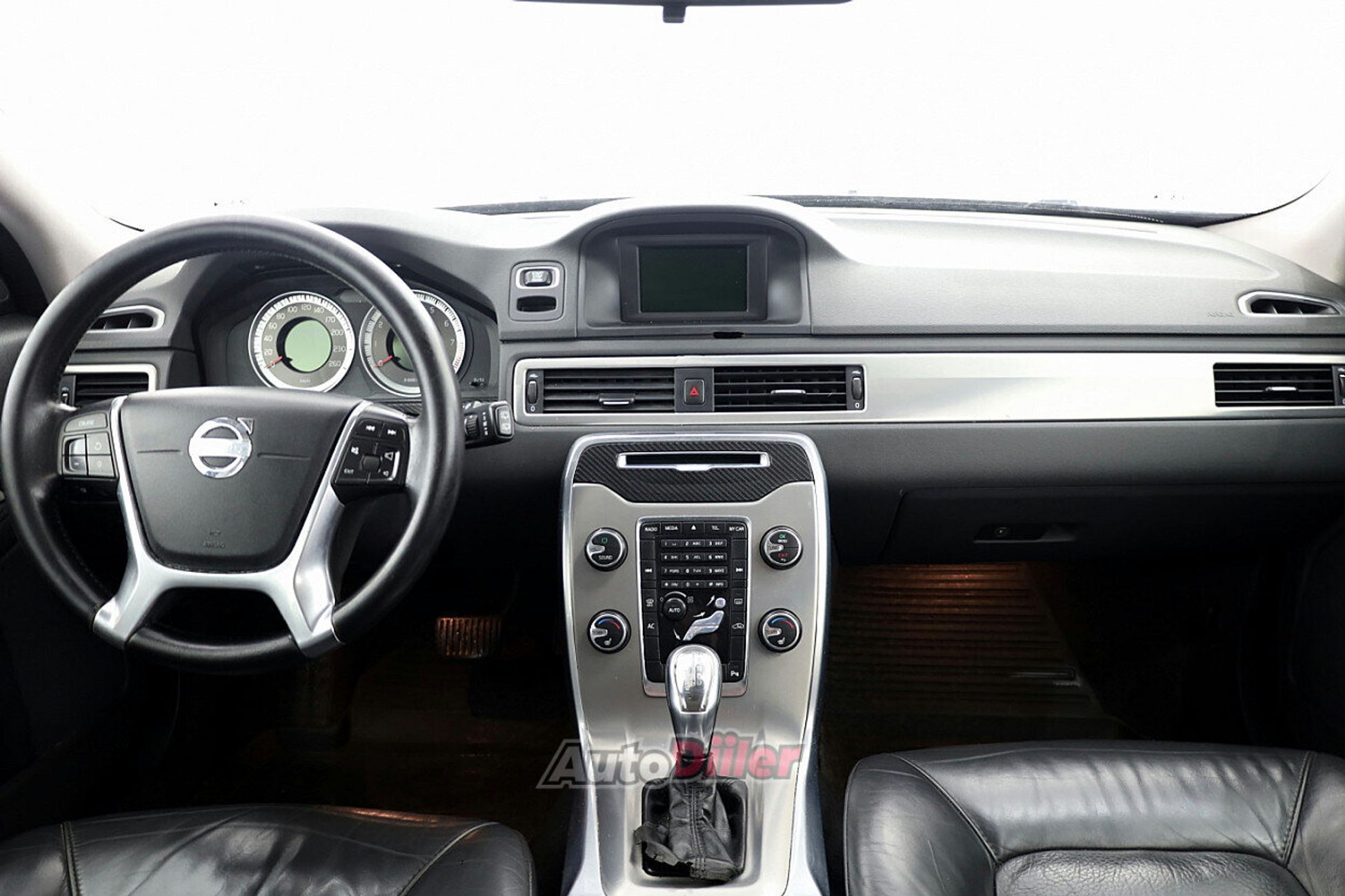 Volvo V70 2.0 157kW 2013, photo 5/7