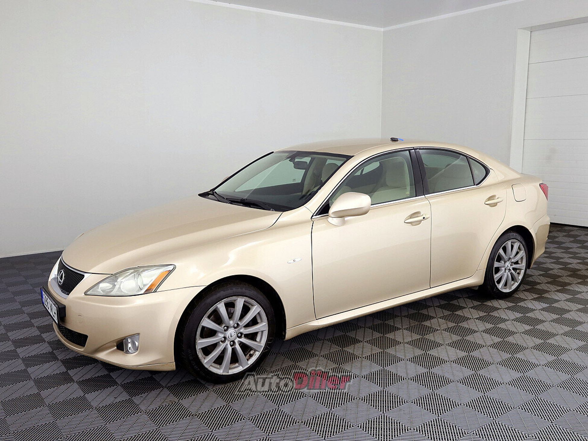 Lexus IS 250 2.5 153kW 2008, photo 2/8