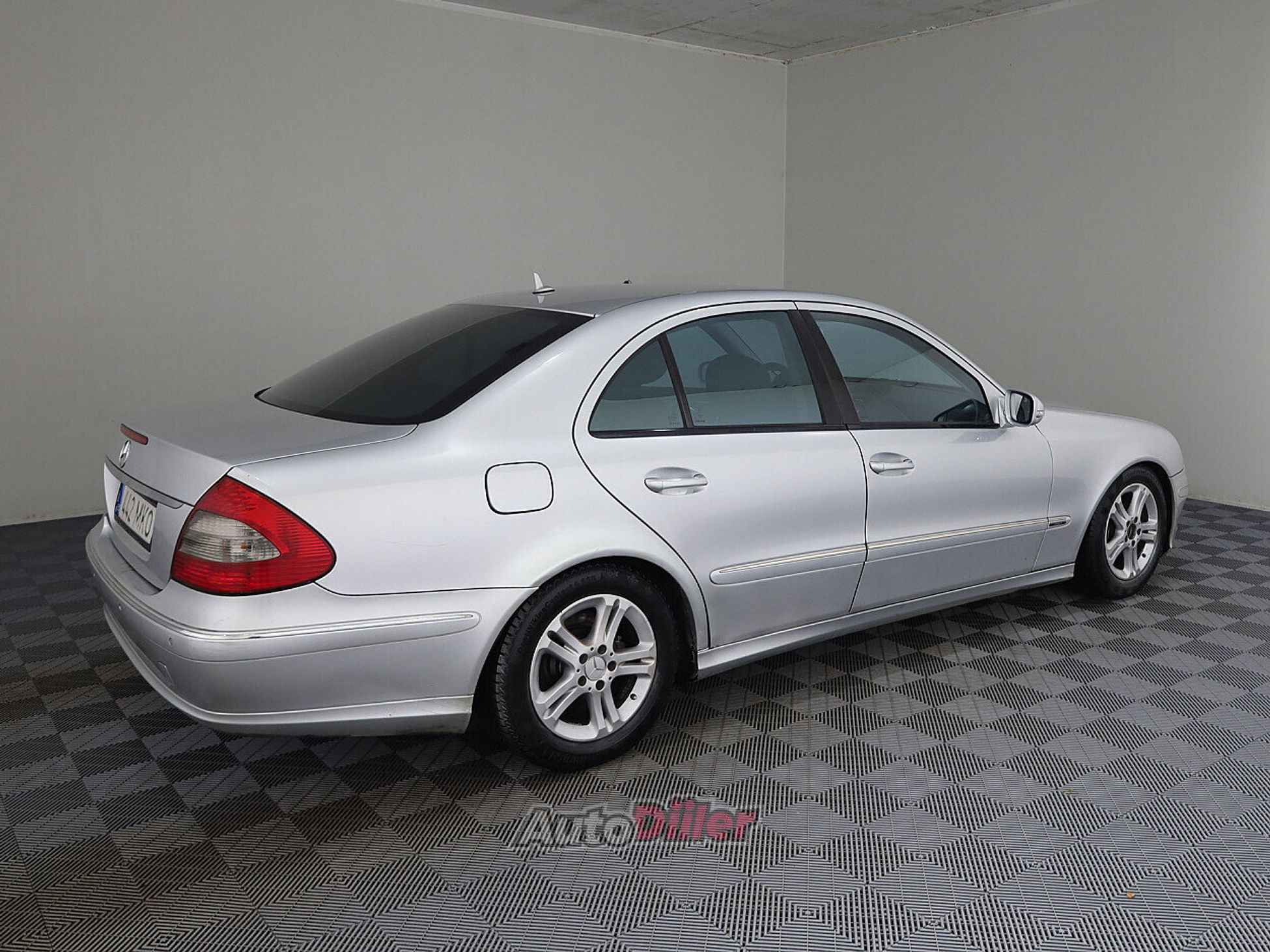 Mercedes-Benz E 220 2.1 125kW 2007, photo 3/7