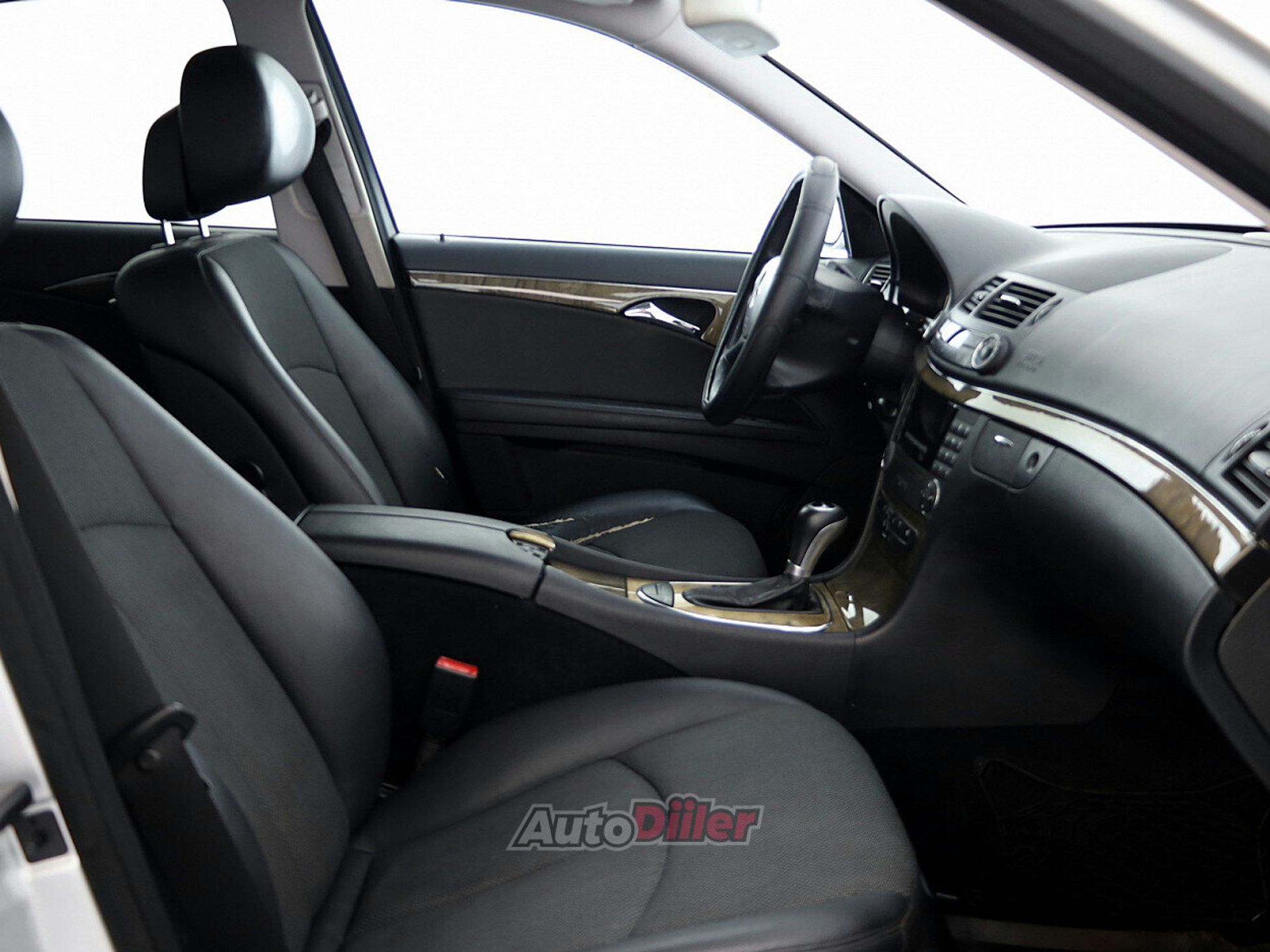 Mercedes-Benz E 220 2.1 125kW 2007, photo 6/7