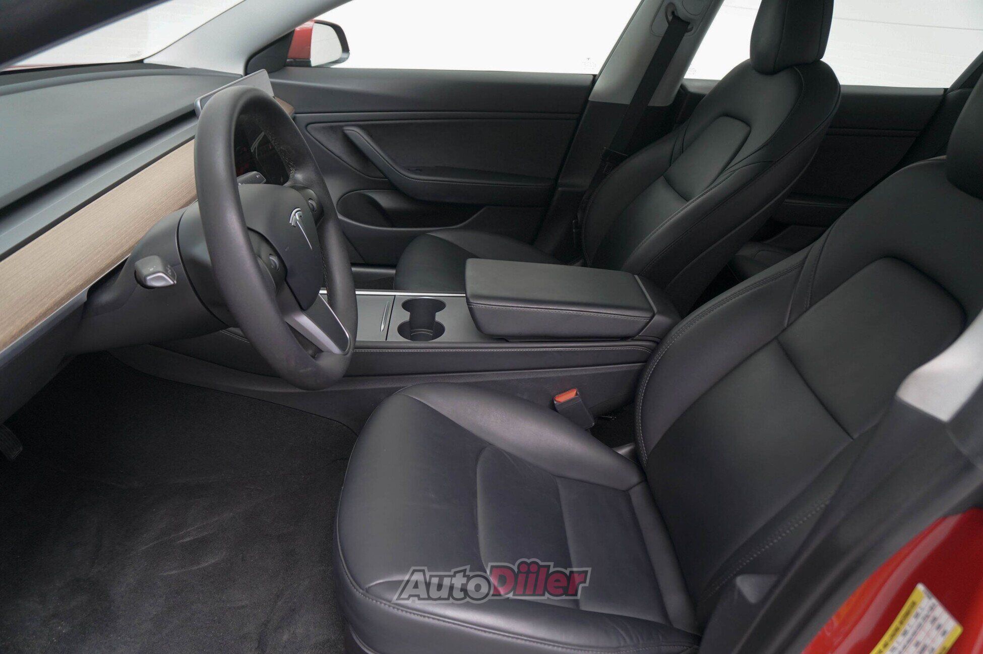 Tesla Model 3 2021, kuva 6/10