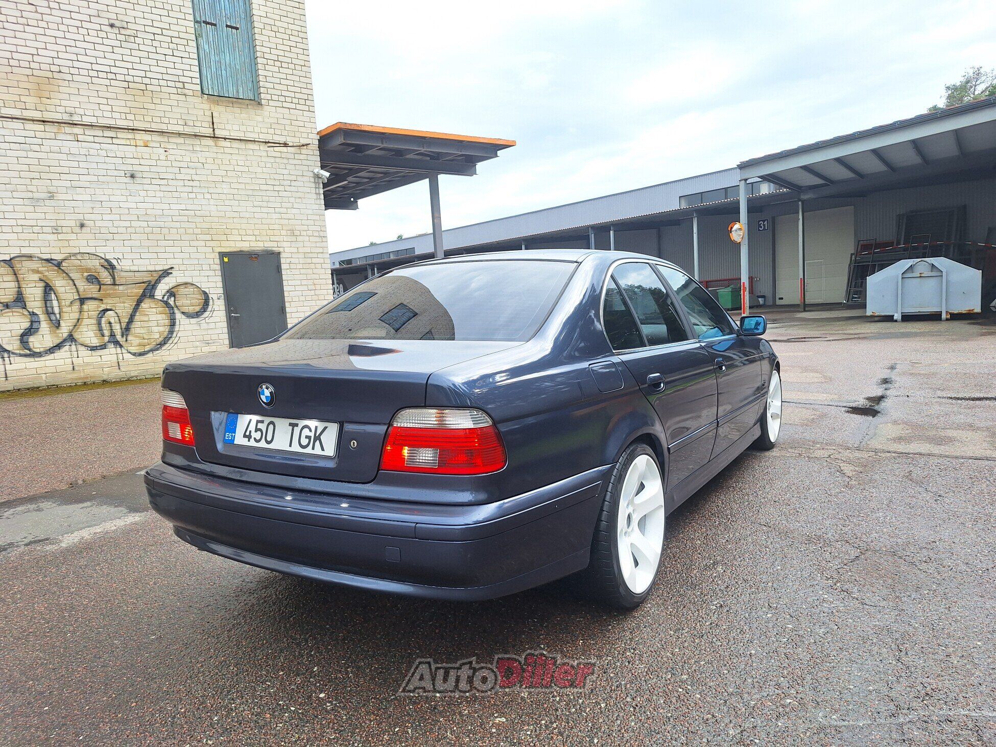 BMW 525 Facelift 2.5 120kW 2001, kuva 4/10