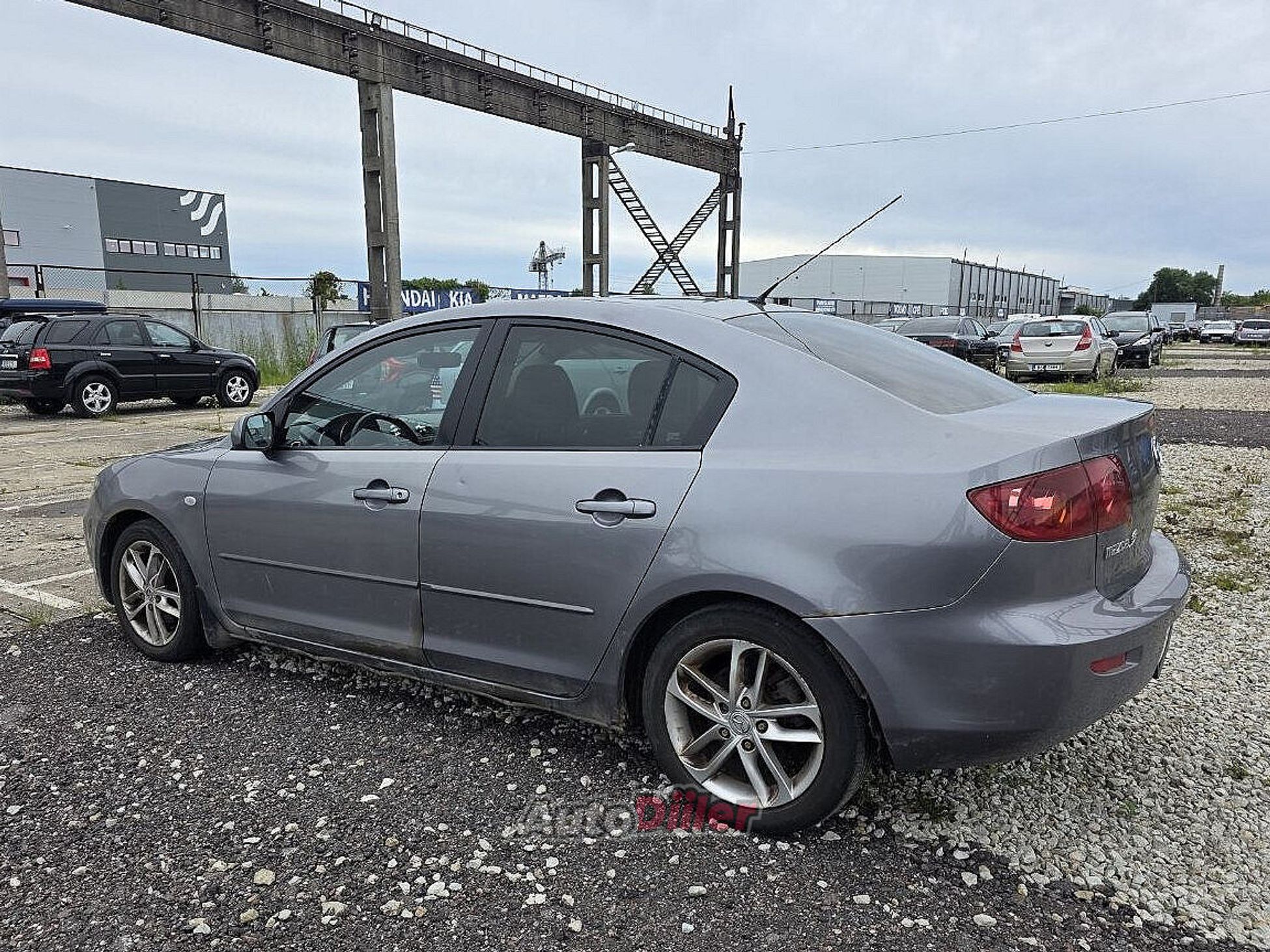 Mazda 3 1.6 77kW 2005, kuva 4/7