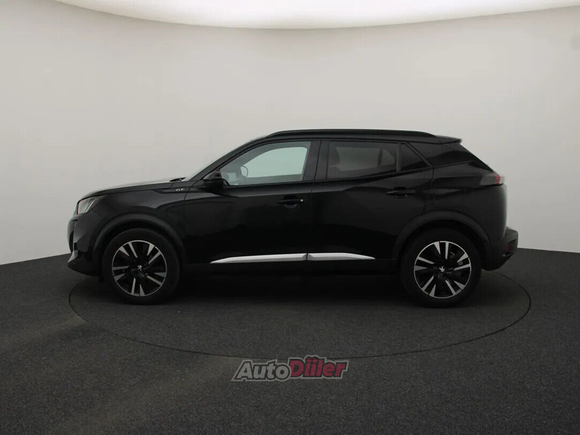 Peugeot 2008 GT 1.2 96kW 2021, photo 6/10