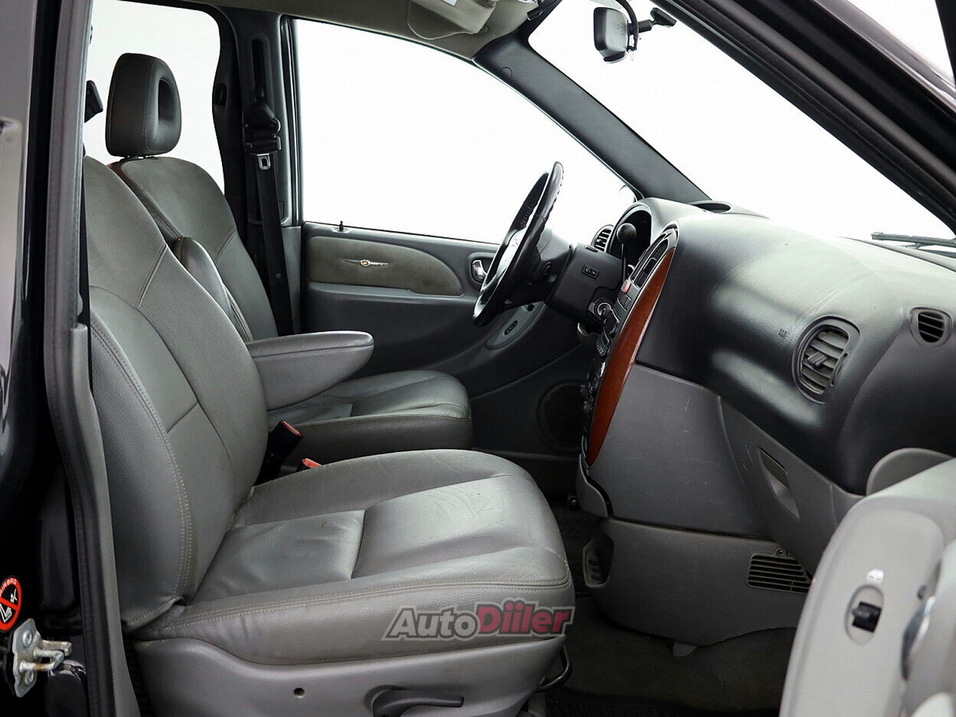 Chrysler Grand Voyager 2.8 110kW 2006, photo 6/8