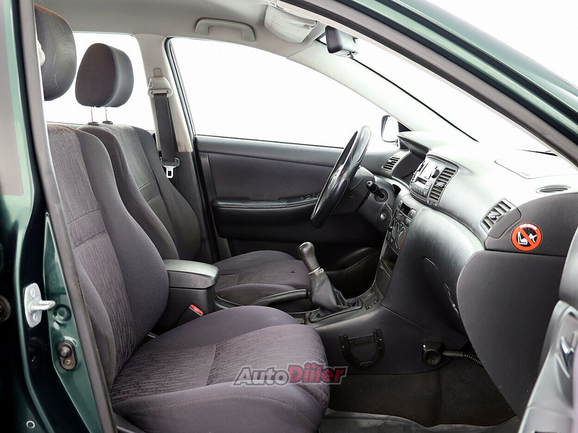 Toyota Corolla 1.4 71kW 2002, kuva 6/7