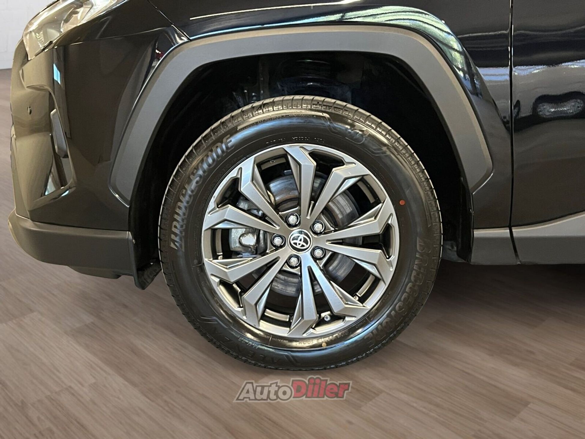 Toyota RAV4 2025, kuva 6/10
