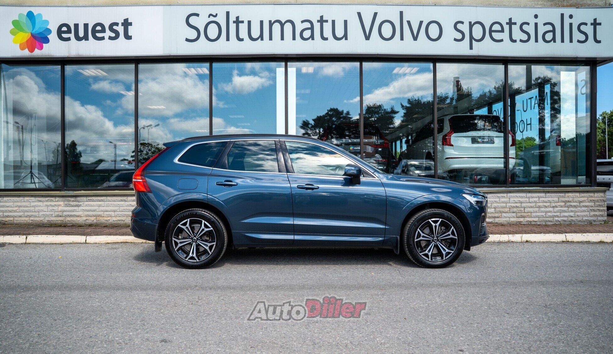 Volvo XC60 2022, photo 6/10