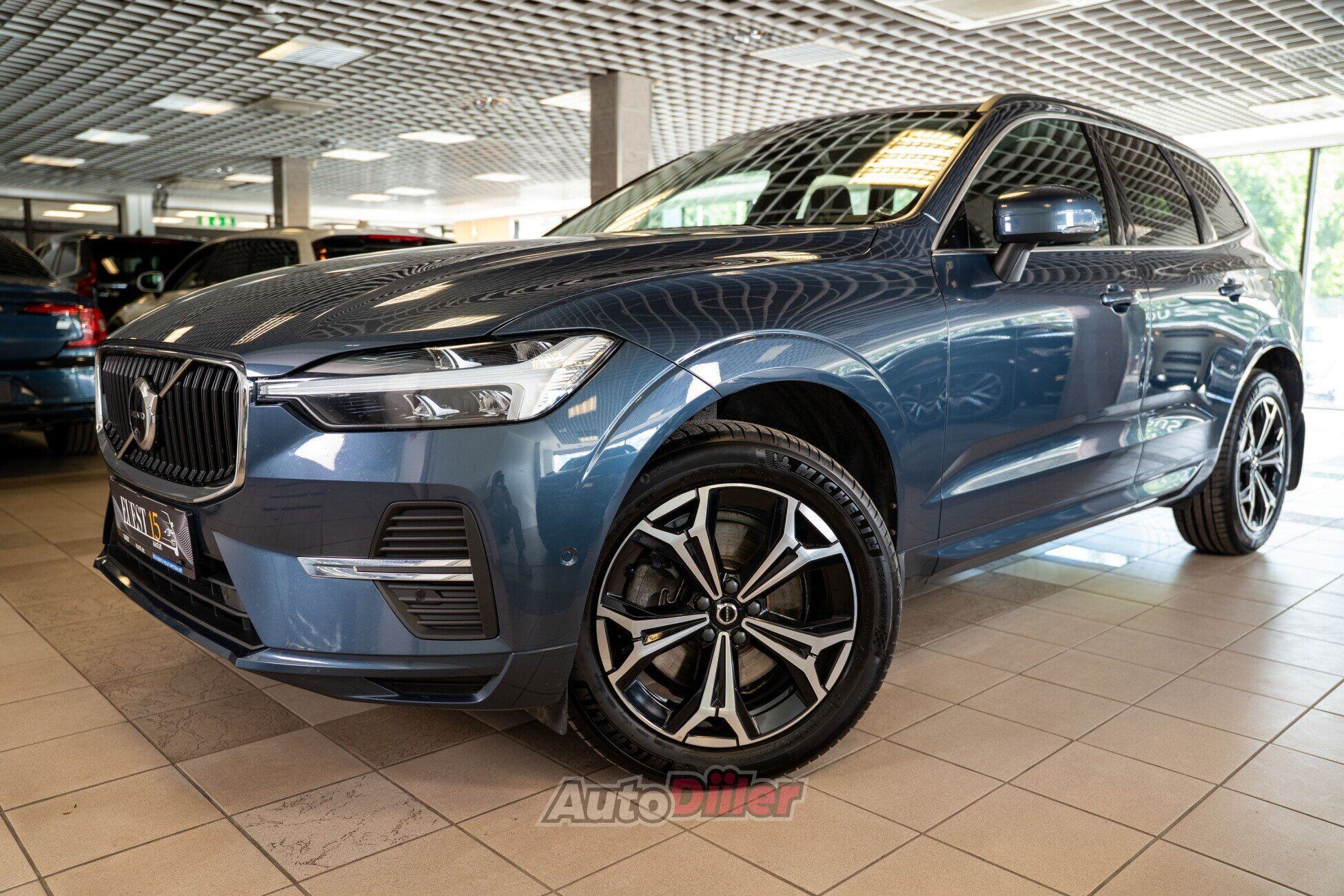 Volvo XC60 2022, photo 2/10