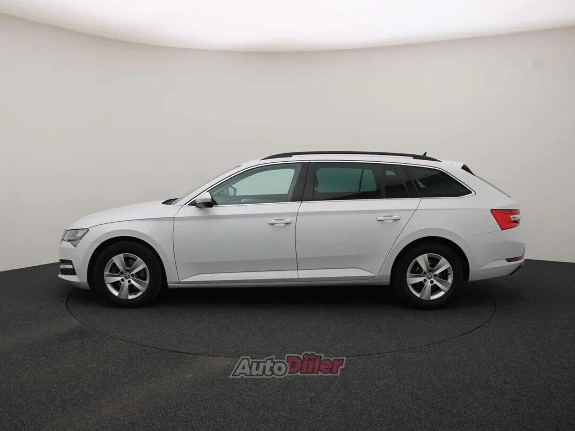 Skoda Superb Clever 2.0 110kW 2022, kuva 6/10