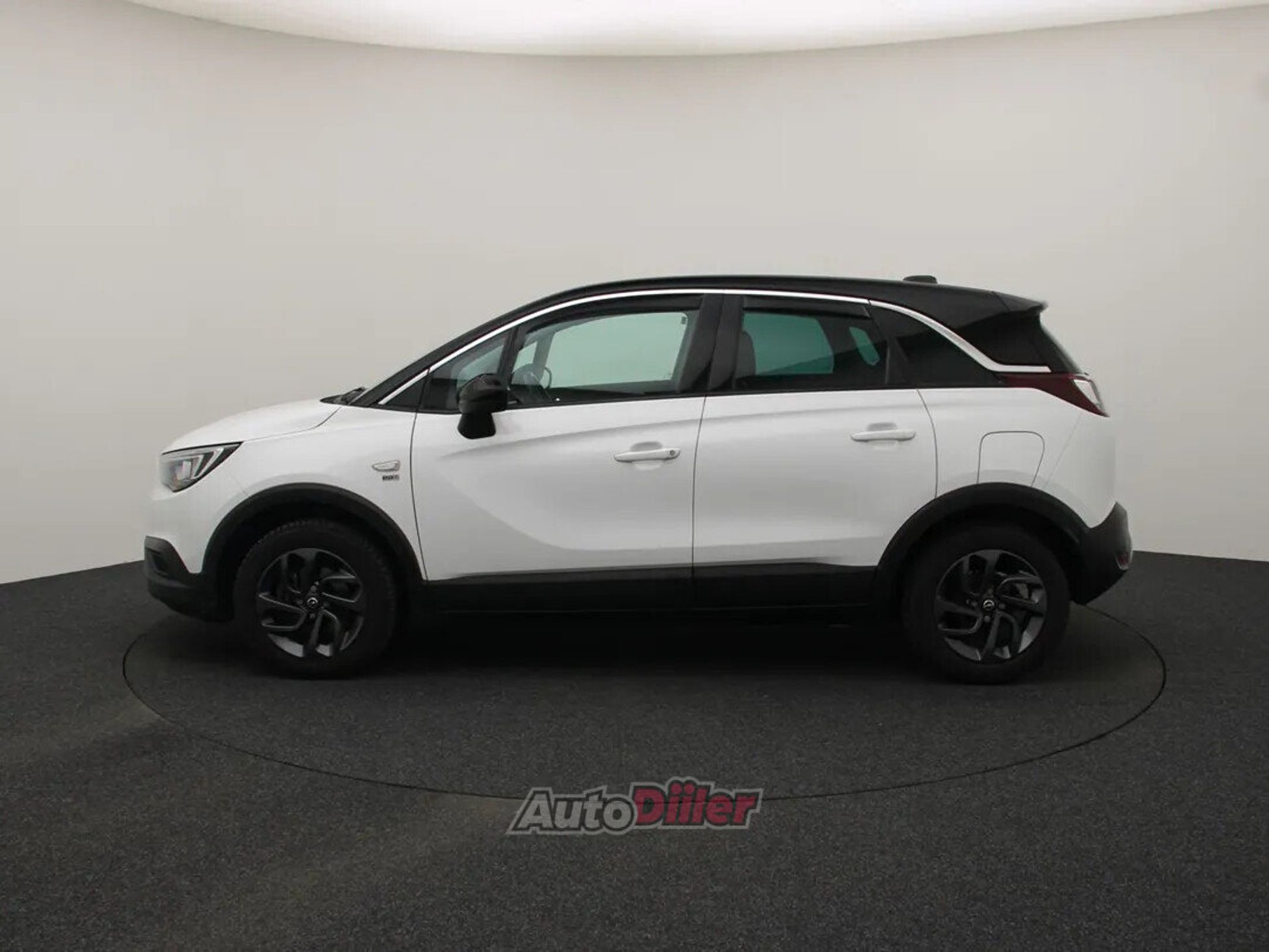 Opel Crossland X 2019, photo 6/10