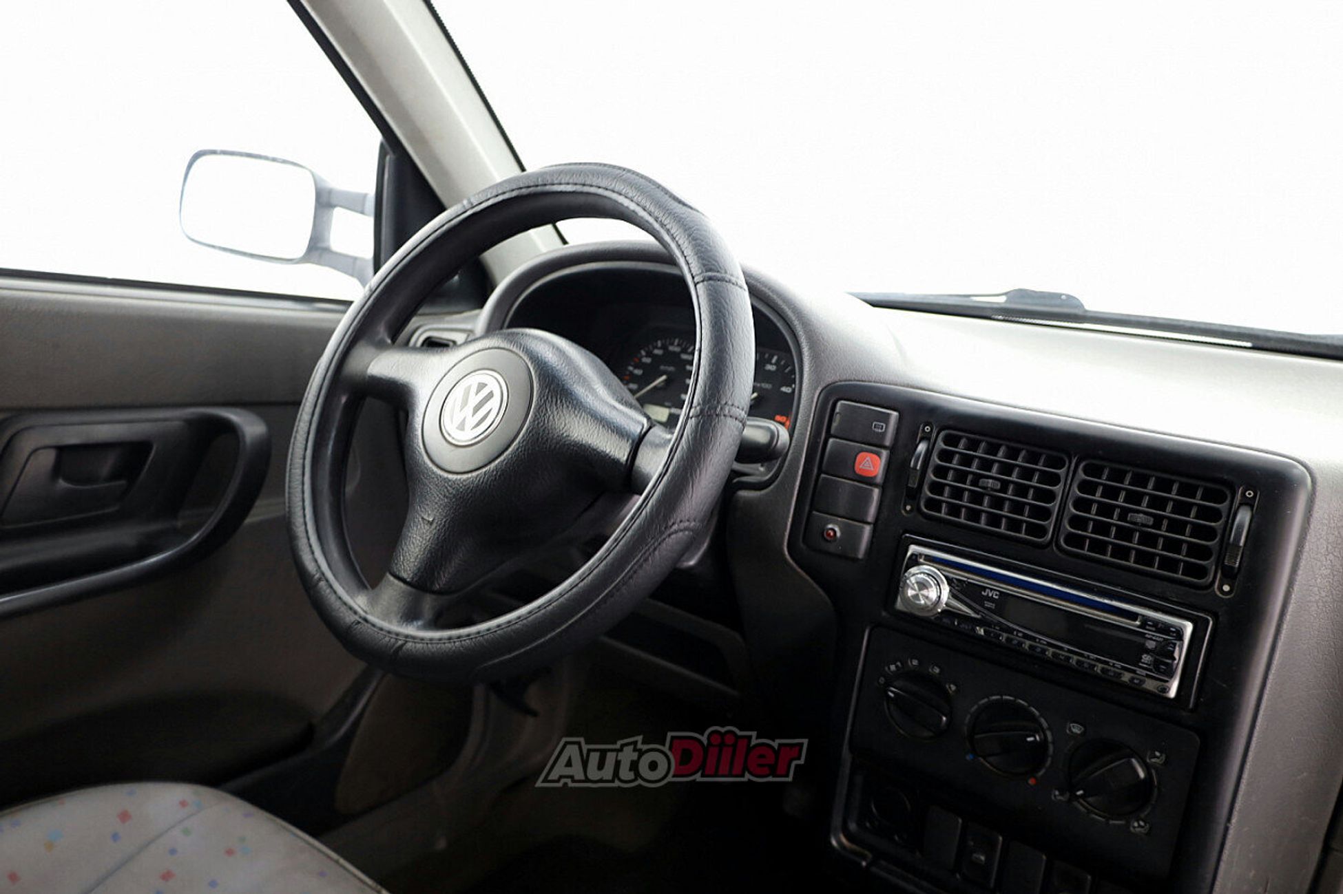 Volkswagen Caddy 1.9 47kW 2003, kuva 5/7