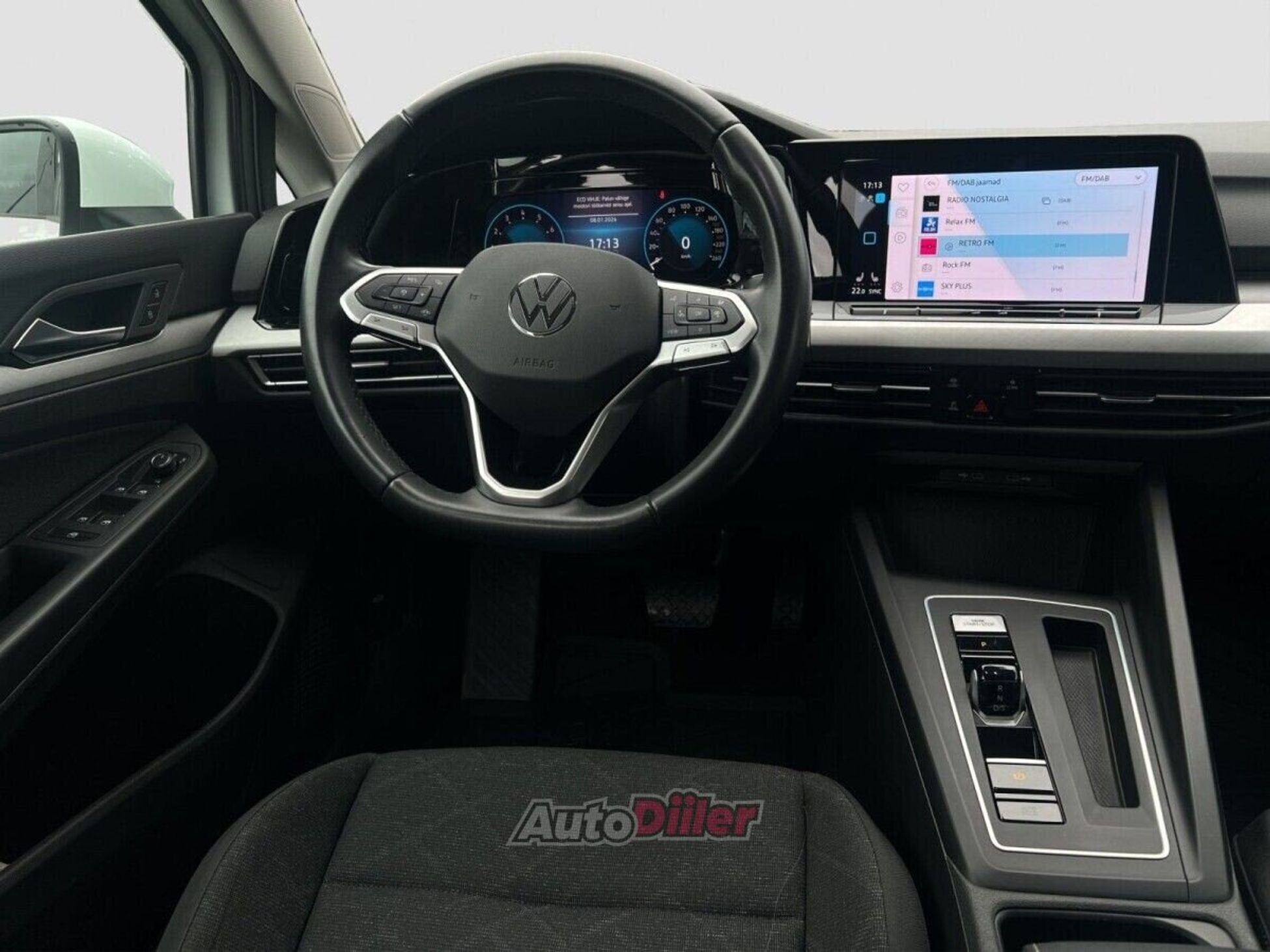 Volkswagen Golf 1.5 96kW 2023, photo 6/10