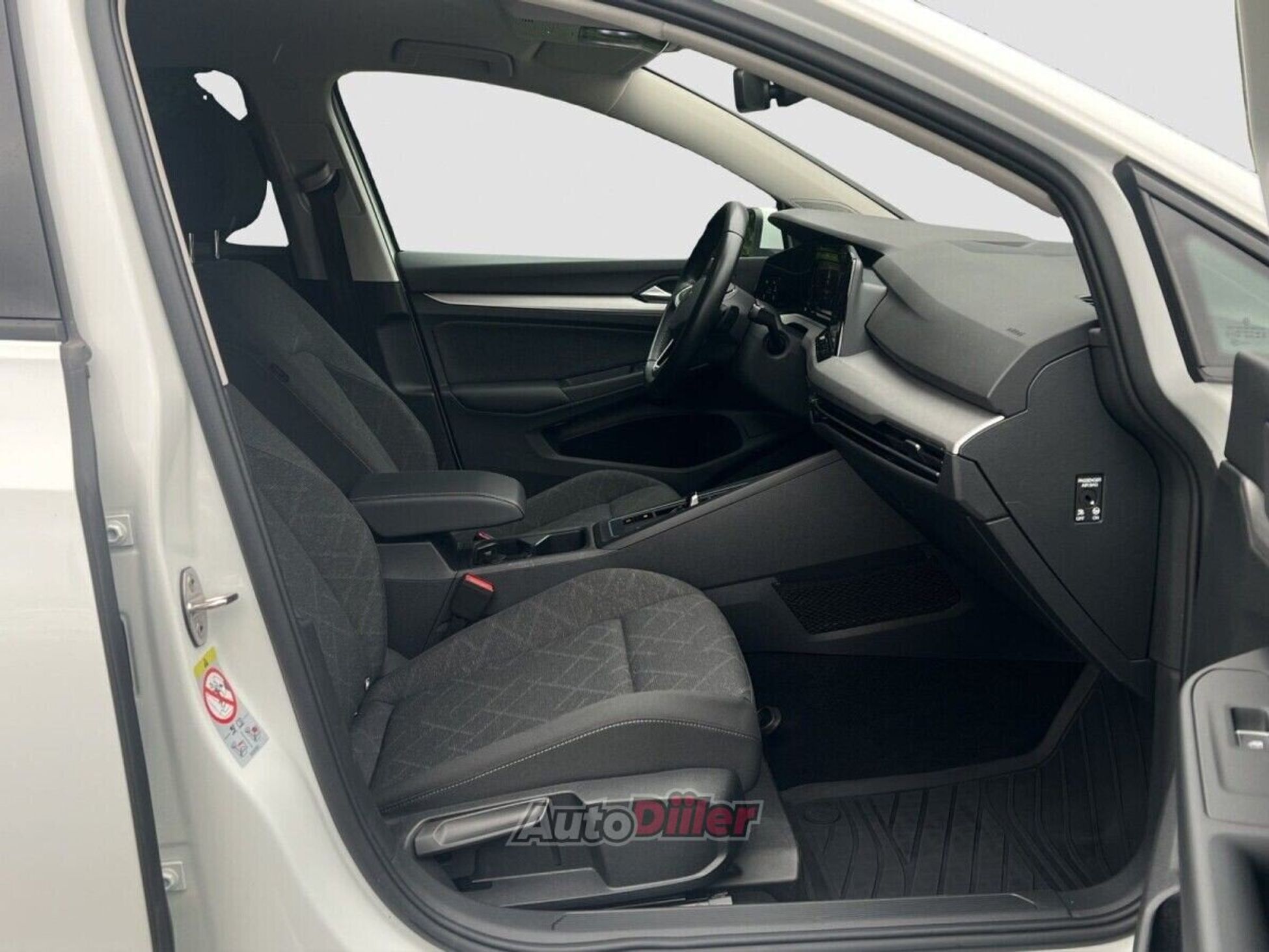Volkswagen Golf 1.5 96kW 2023, photo 5/10