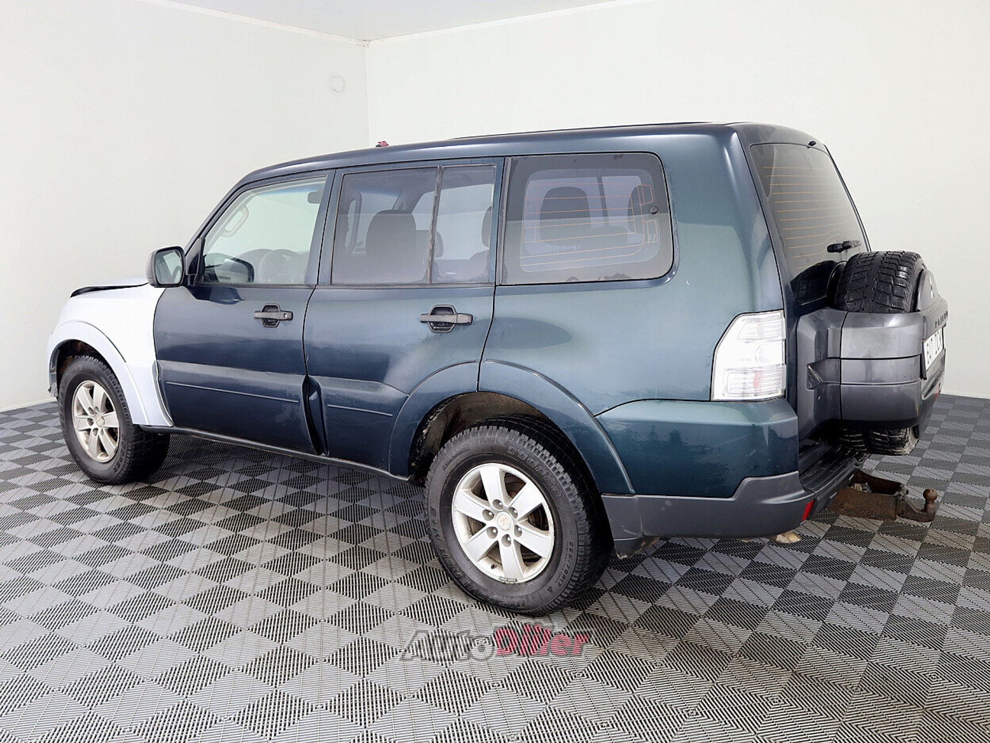 Mitsubishi Pajero 3.2 118kW 2007, kuva 4/8