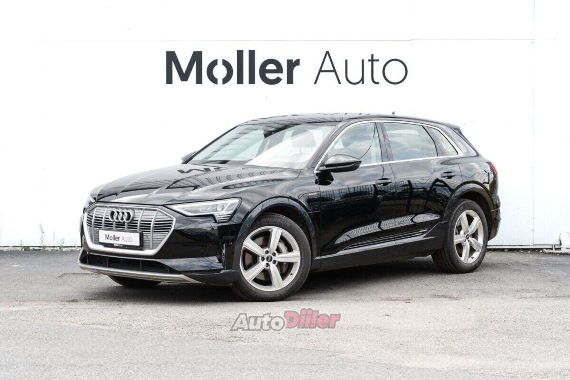 Audi e-tron 300kW 2022, photo 2/10