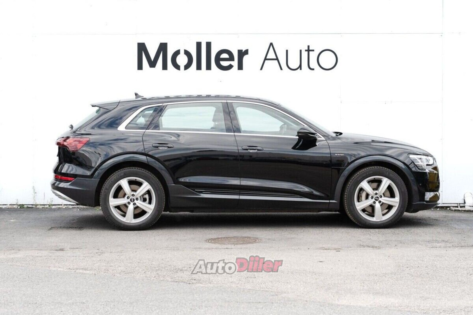 Audi e-tron 300kW 2022, photo 5/10