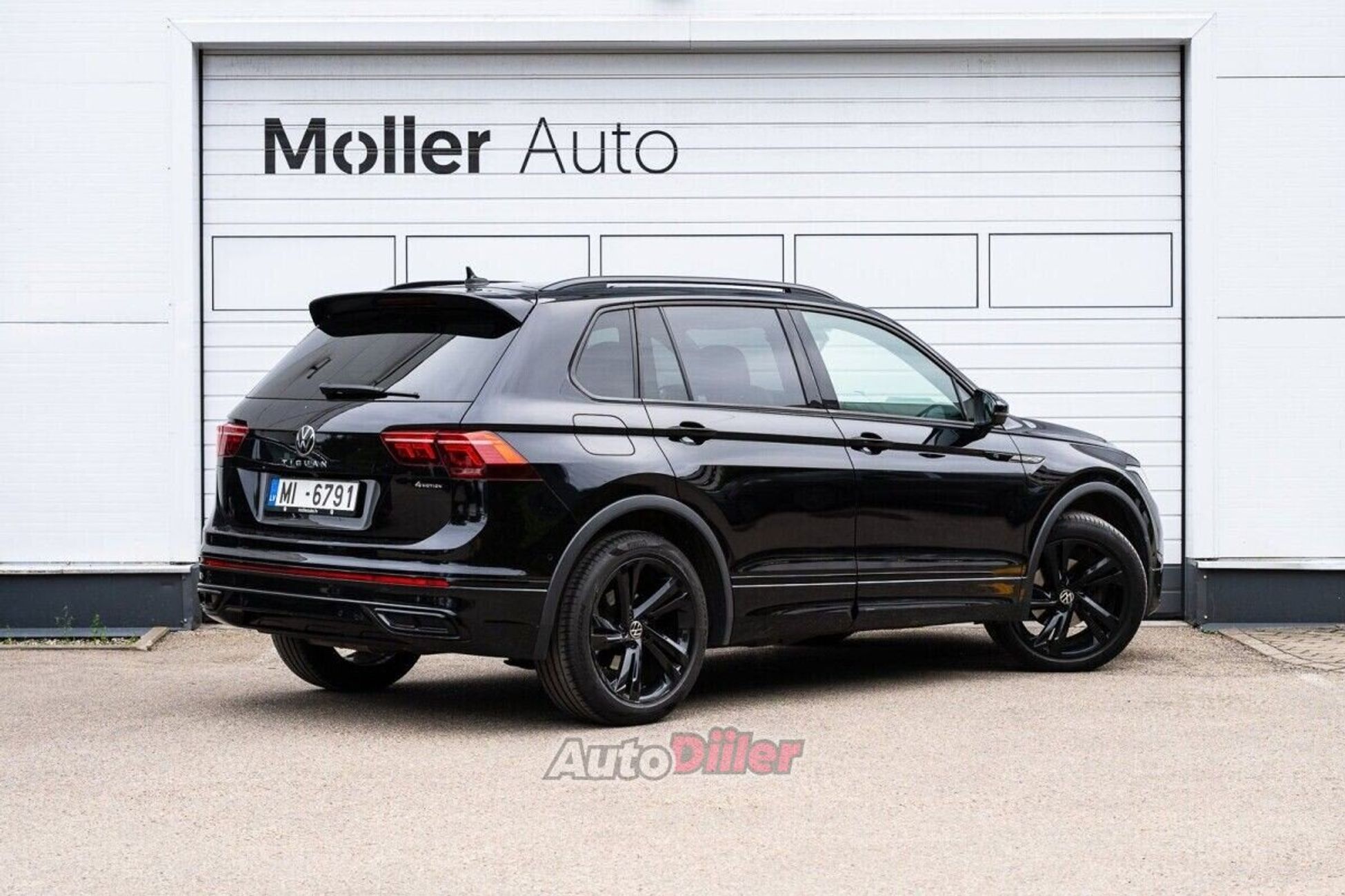 Volkswagen Tiguan 2.0 110kW 2021, photo 3/10