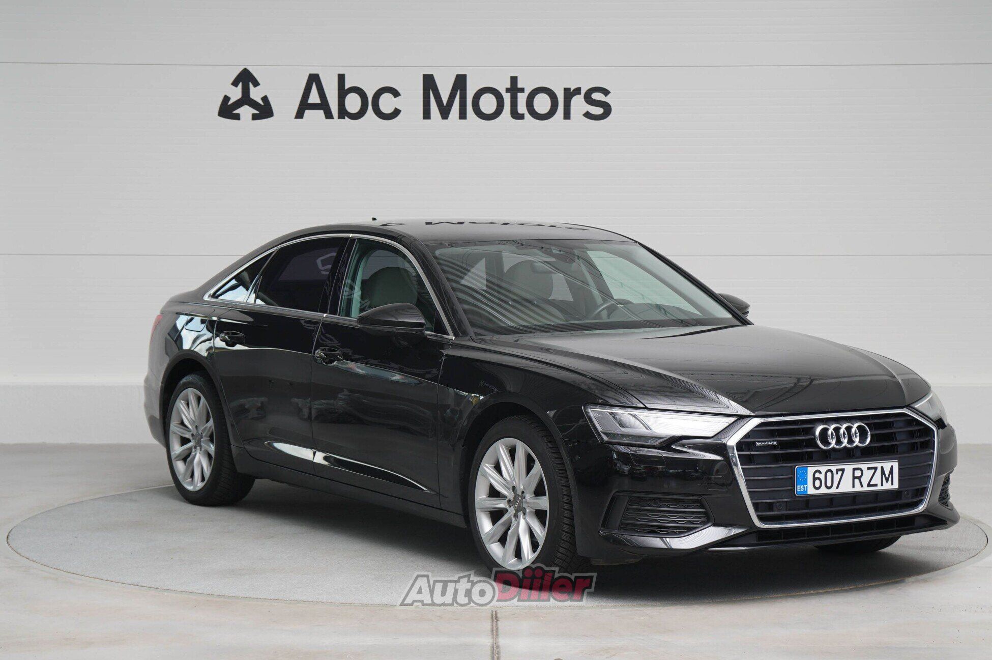 Audi A6 2019, photo 3/10