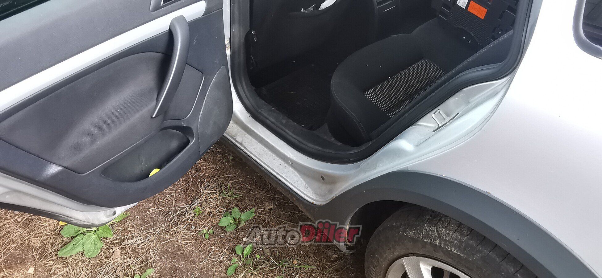 Skoda Octavia Scout 2.0 103kW 2008, kuva 6/9