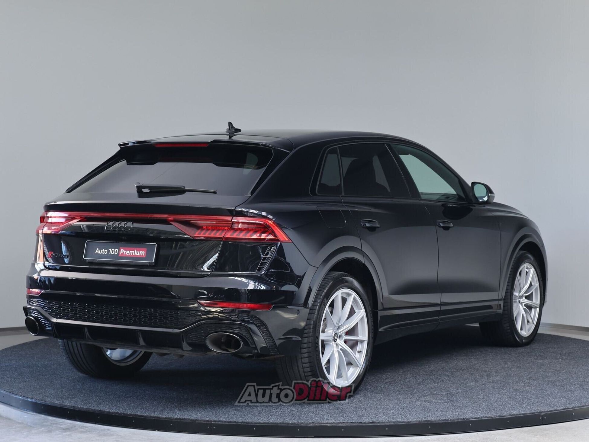 Audi RSQ8 4.0 441kW 2020, photo 3/10