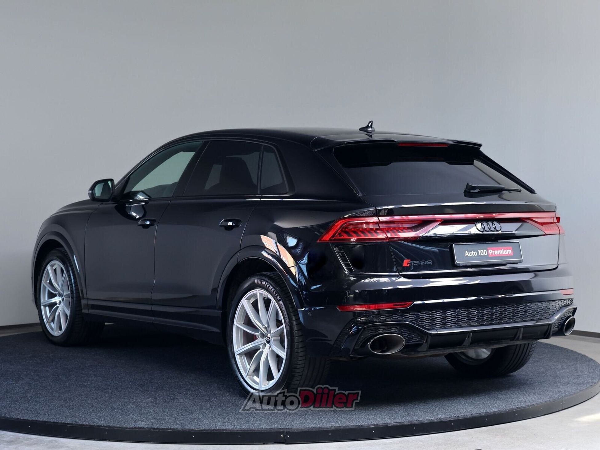 Audi RSQ8 4.0 441kW 2020, photo 4/10