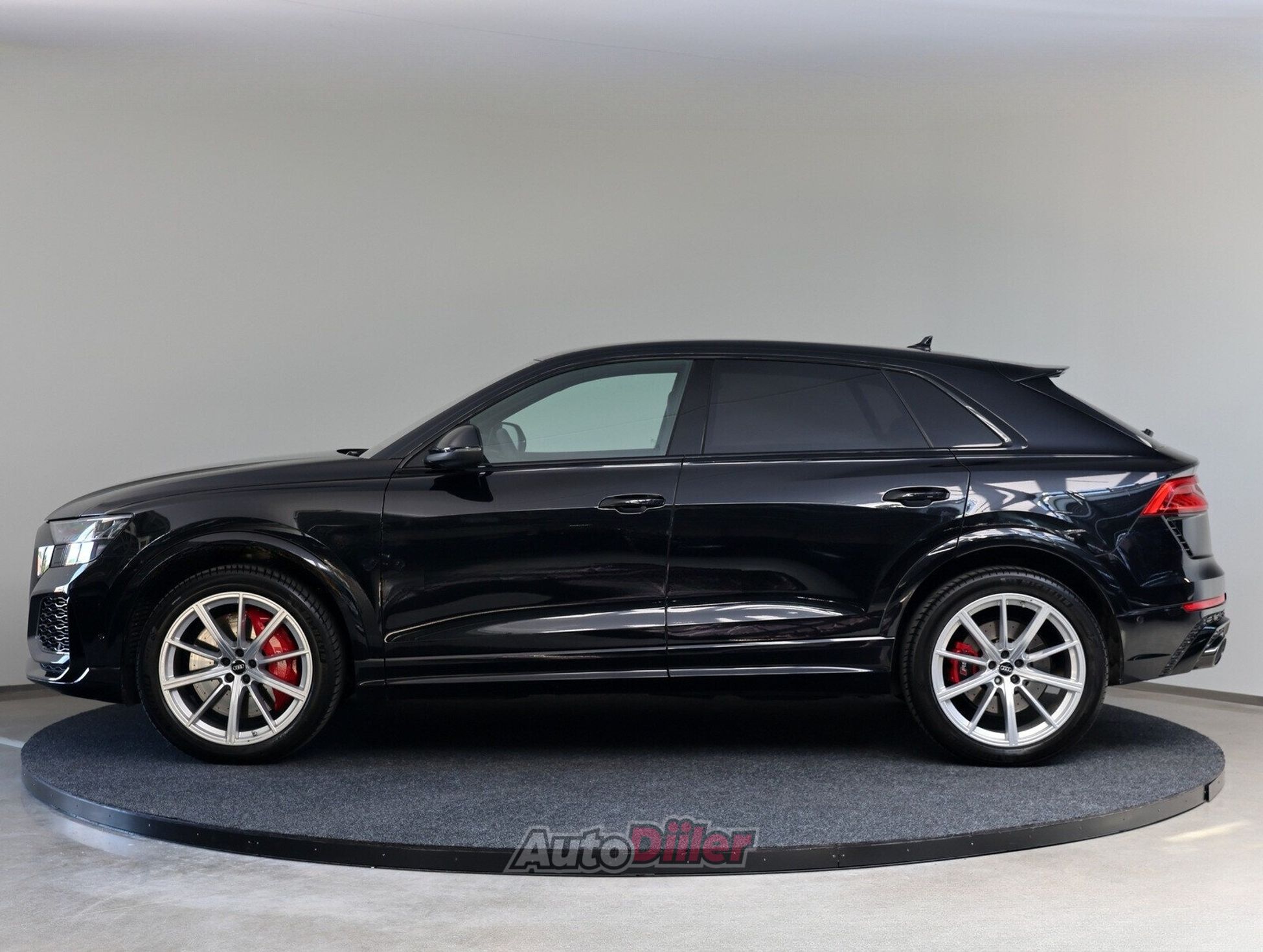 Audi RSQ8 4.0 441kW 2020, photo 5/10