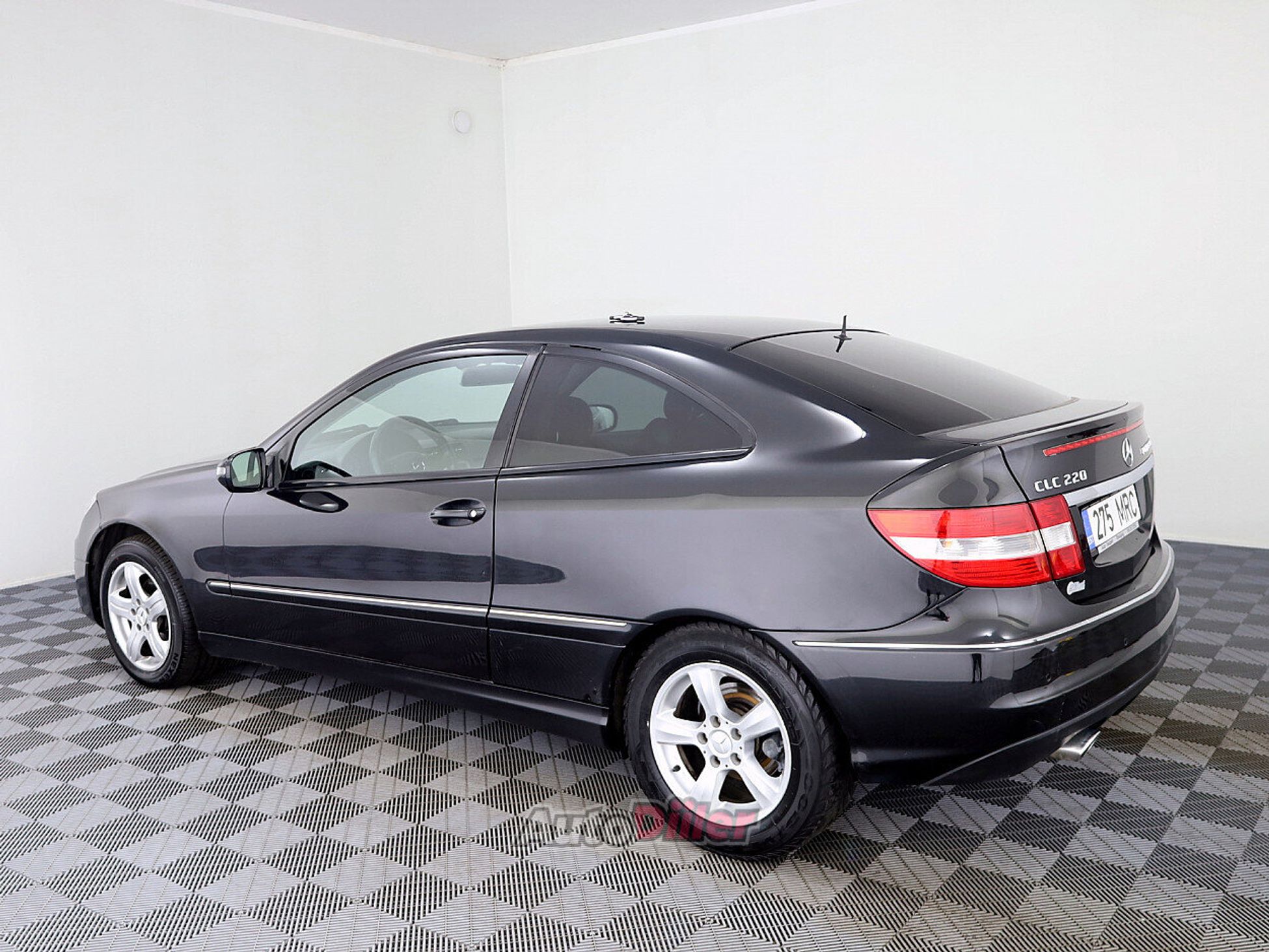 Mercedes-Benz C 220 2.1 110kW 2010, kuva 4/7