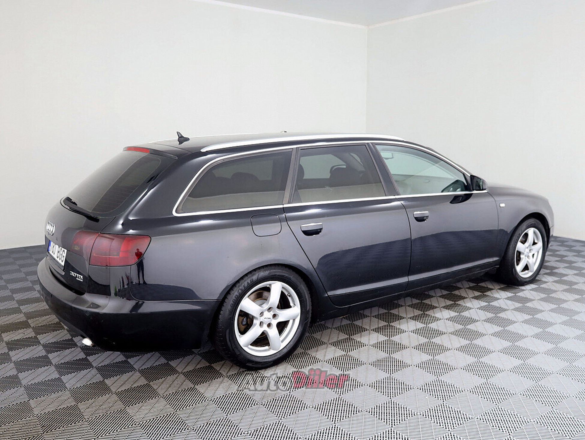 Audi A6 3.0 165kW 2005, photo 3/7