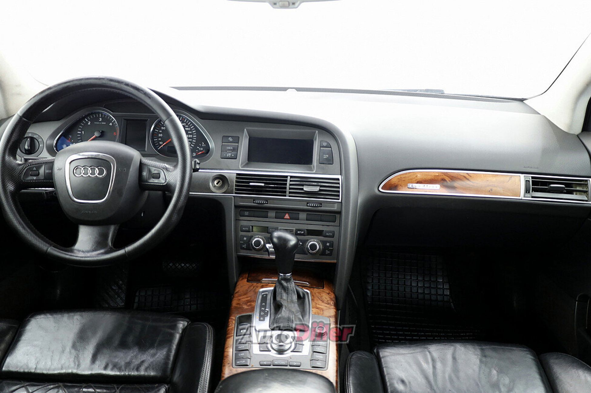 Audi A6 3.0 165kW 2005, photo 5/7