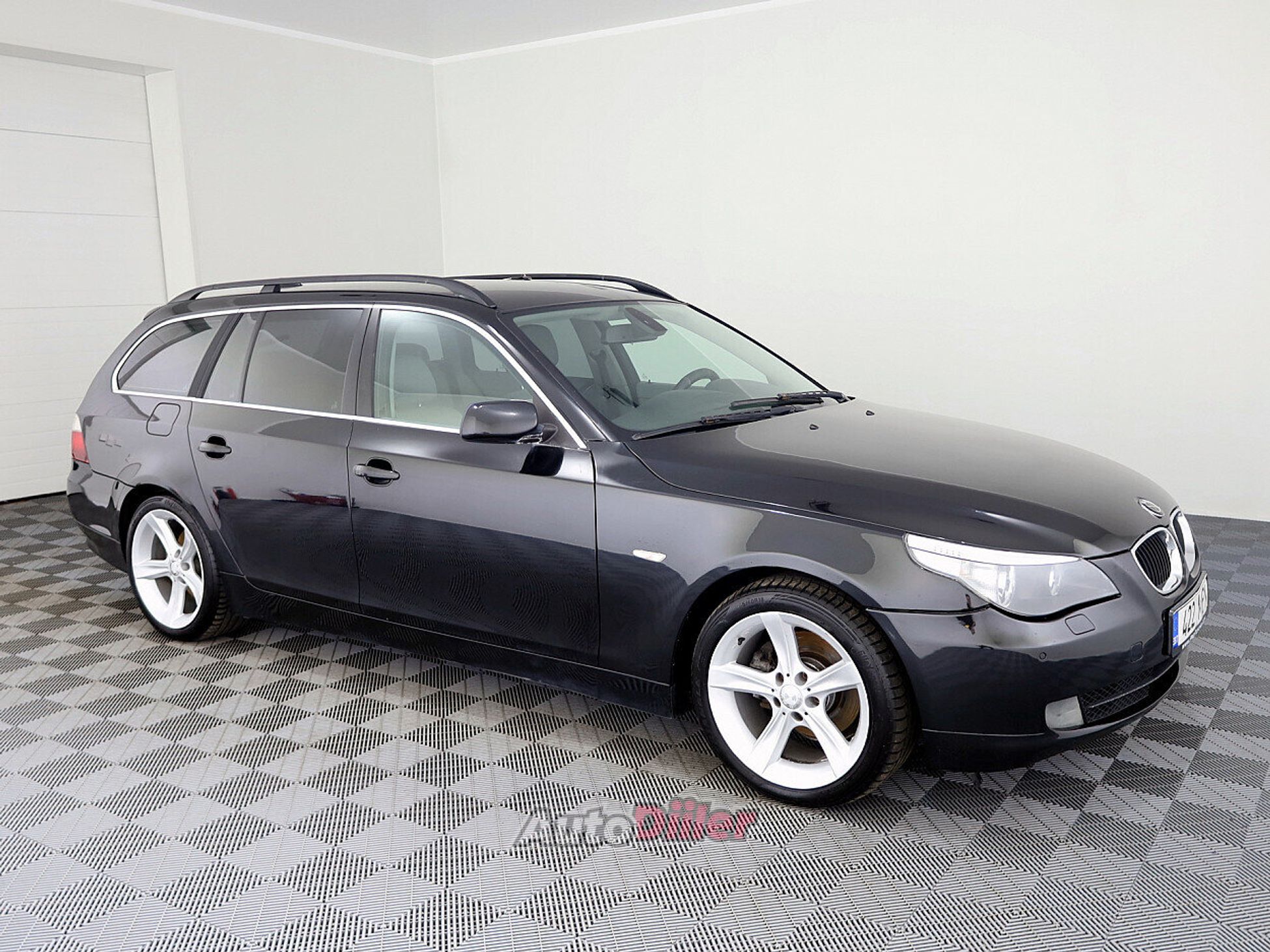 BMW 525