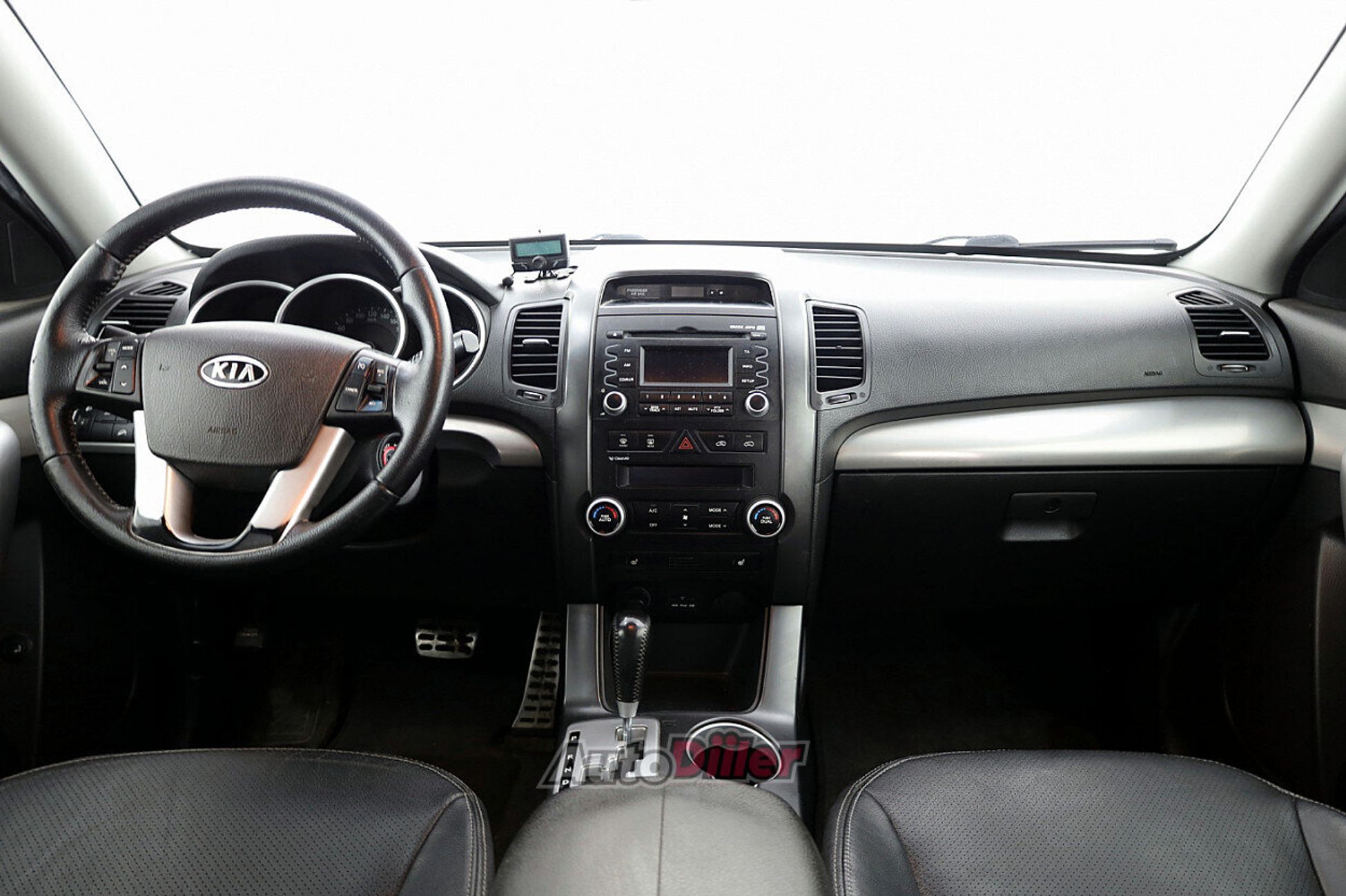 Kia Sorento 2.2 145kW 2010, kuva 5/7