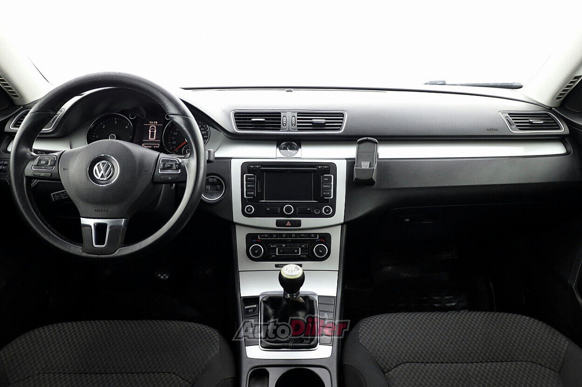 Volkswagen Passat 1.6 77kW 2011, photo 5/7