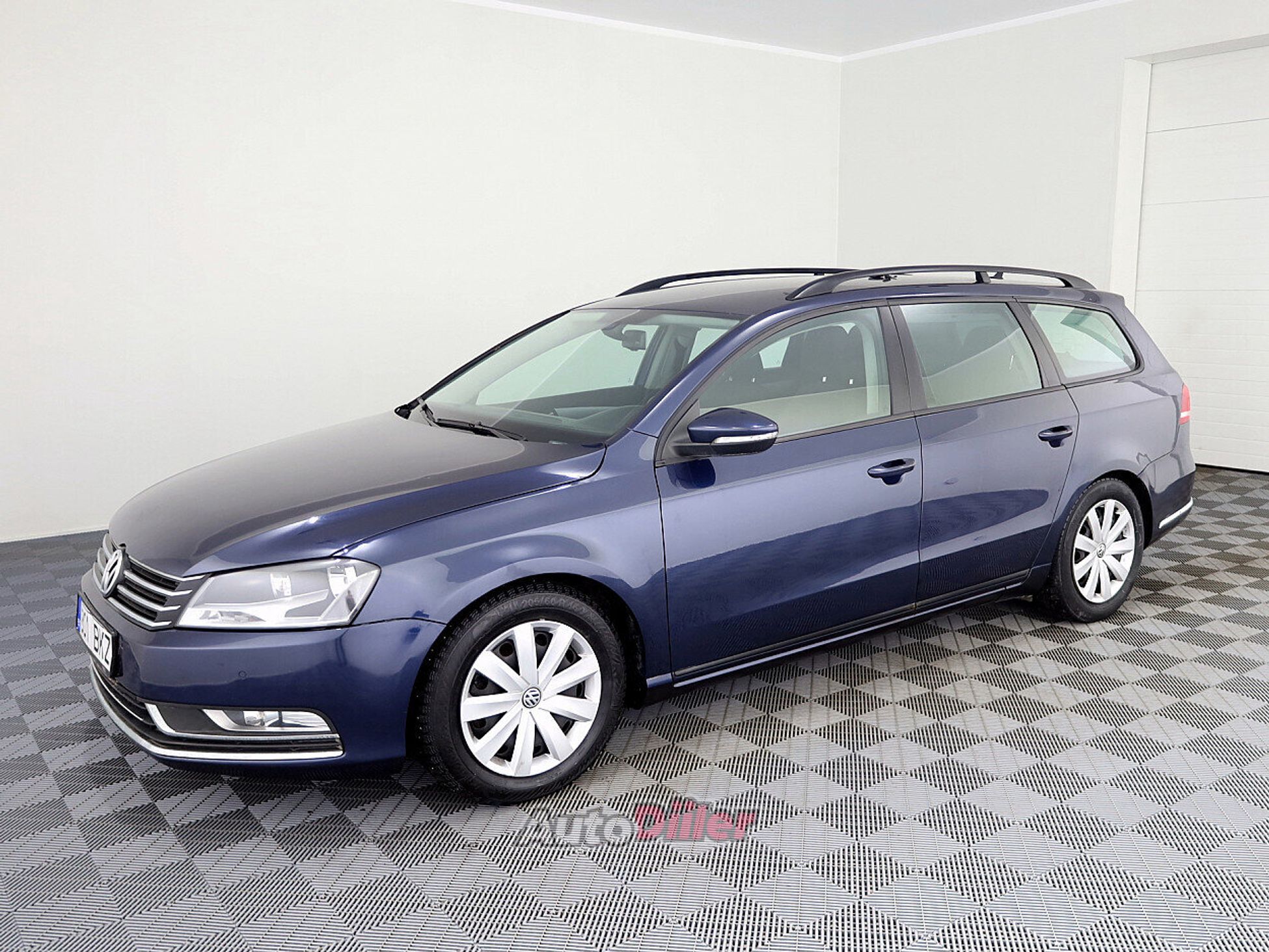Volkswagen Passat 1.6 77kW 2011, photo 2/7