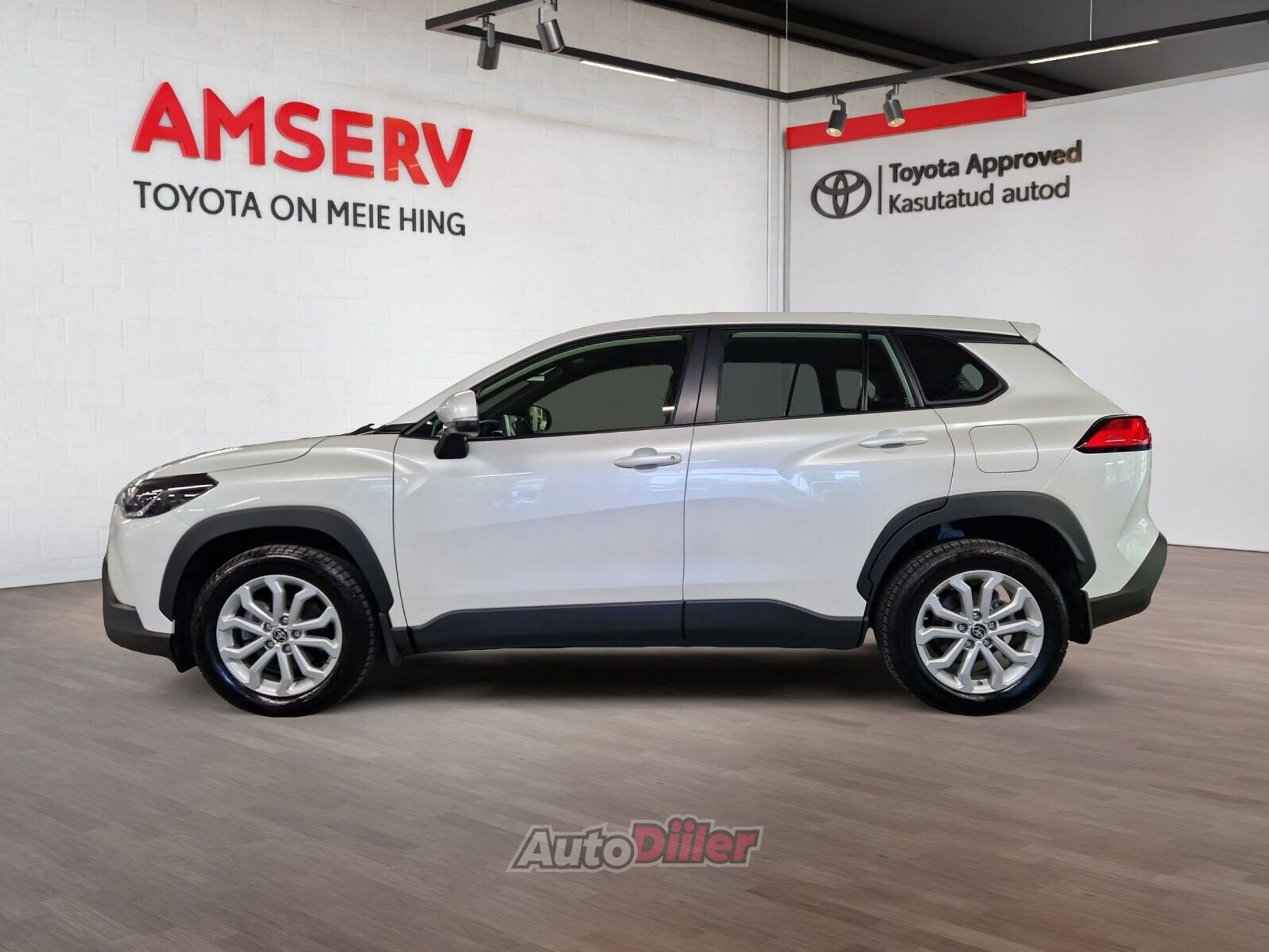Toyota Corolla Cross 2023, photo 3/10
